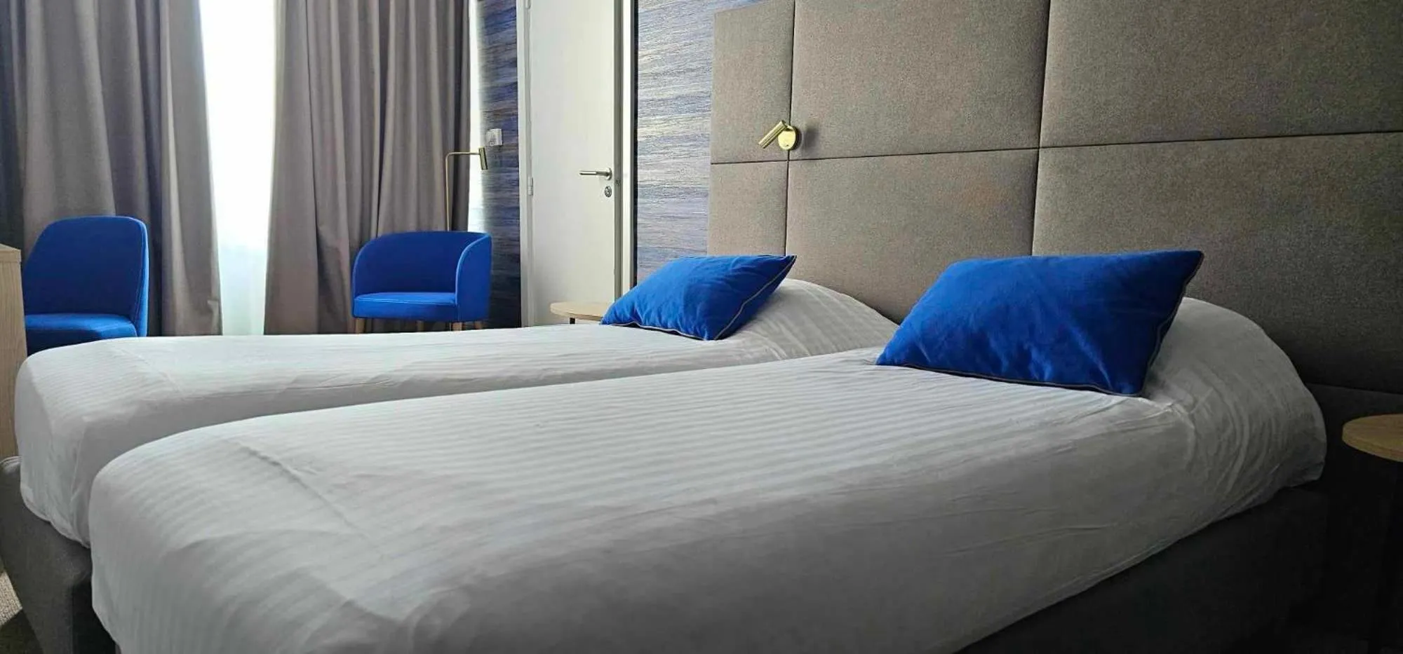 Photo of the whole room, Bed in Hotel Les 3 Cles