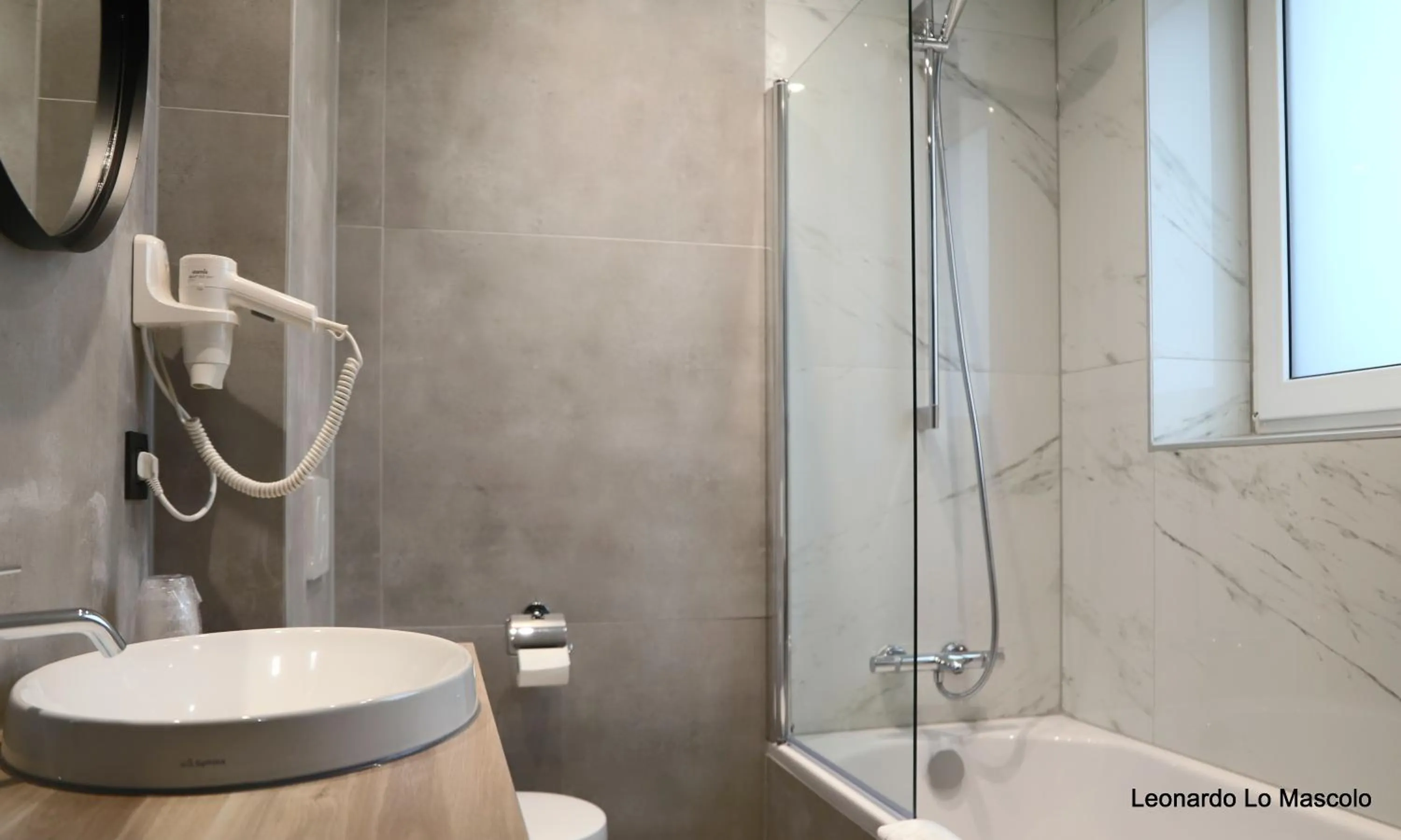 Bathroom in Hôtel de l'Univers Liège