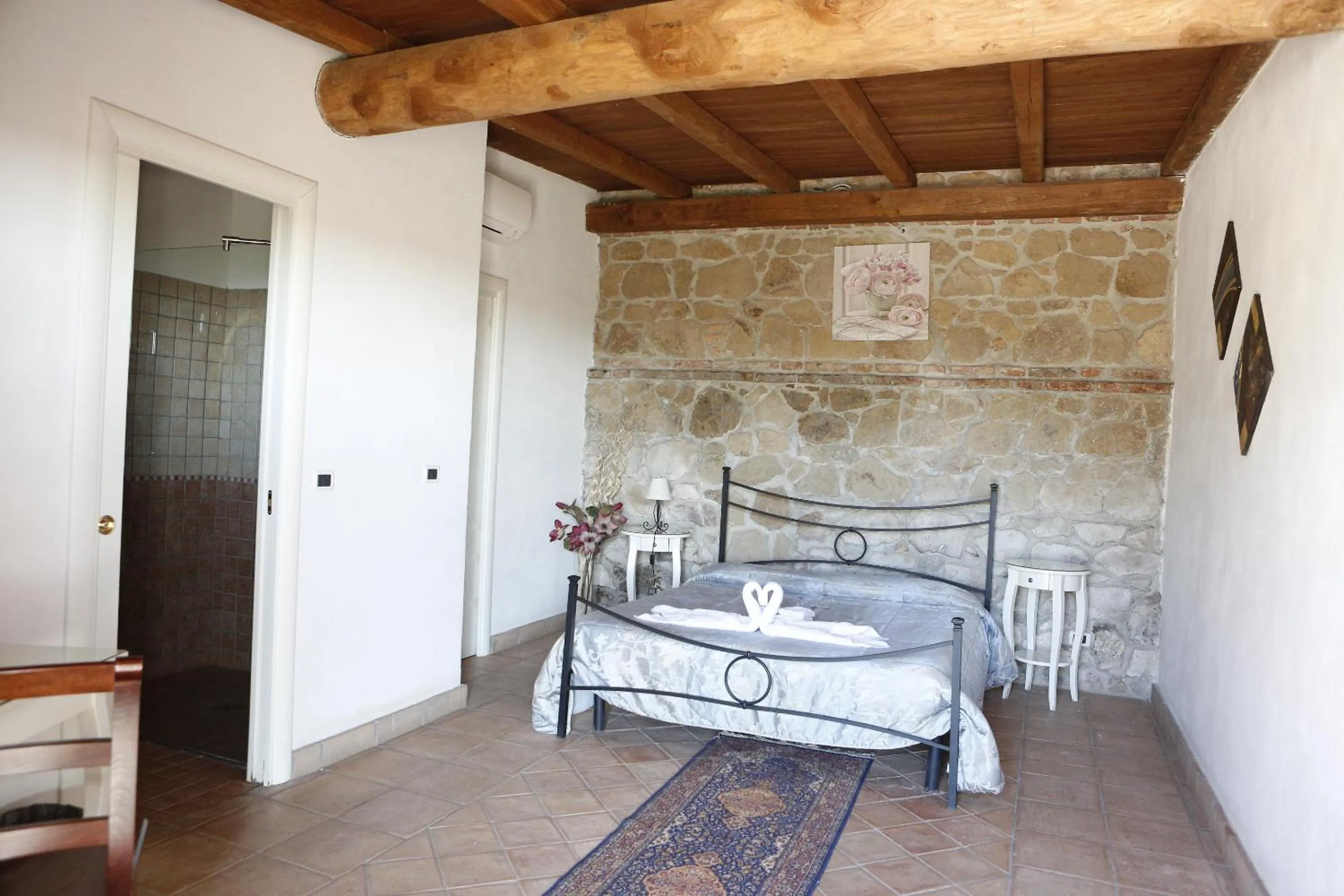 Bed in Il Borgo Ariccia Resort