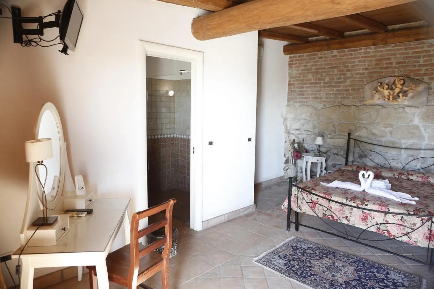 Photo of the whole room, Bed in Il Borgo Ariccia Resort