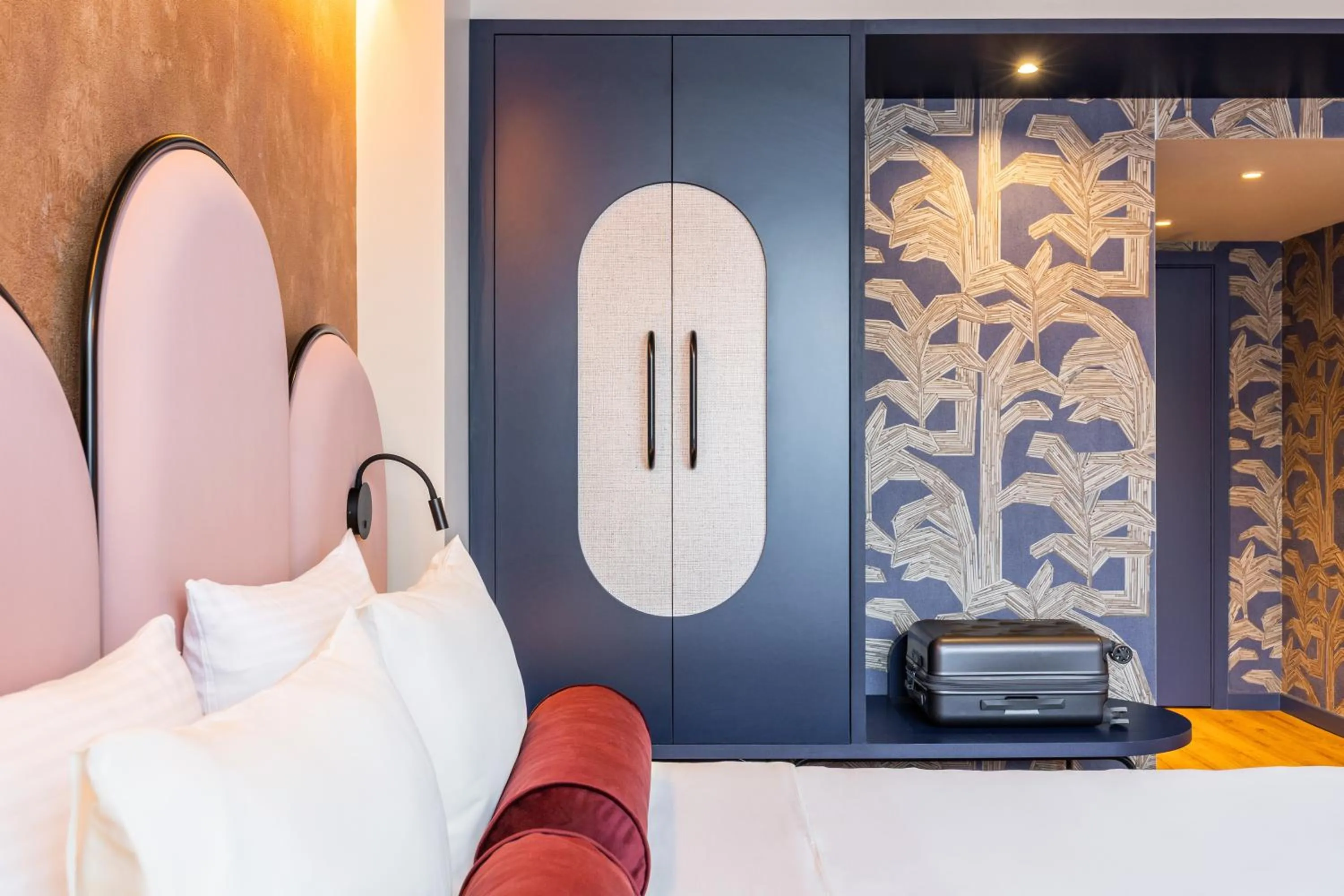 Bed in Hotel des Colonies Brussels by Mercure