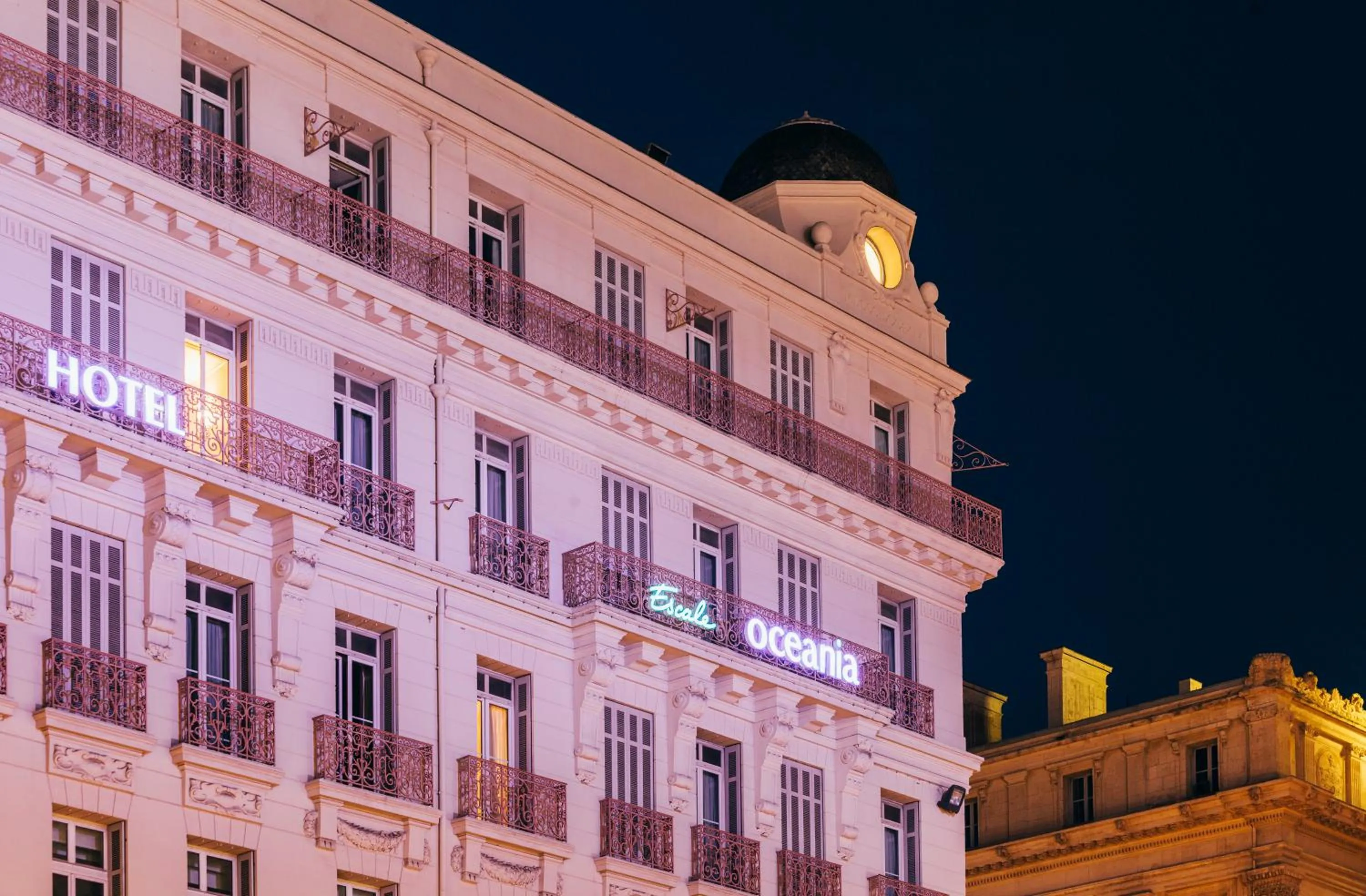 Facade/entrance in Escale Oceania Marseille Vieux Port