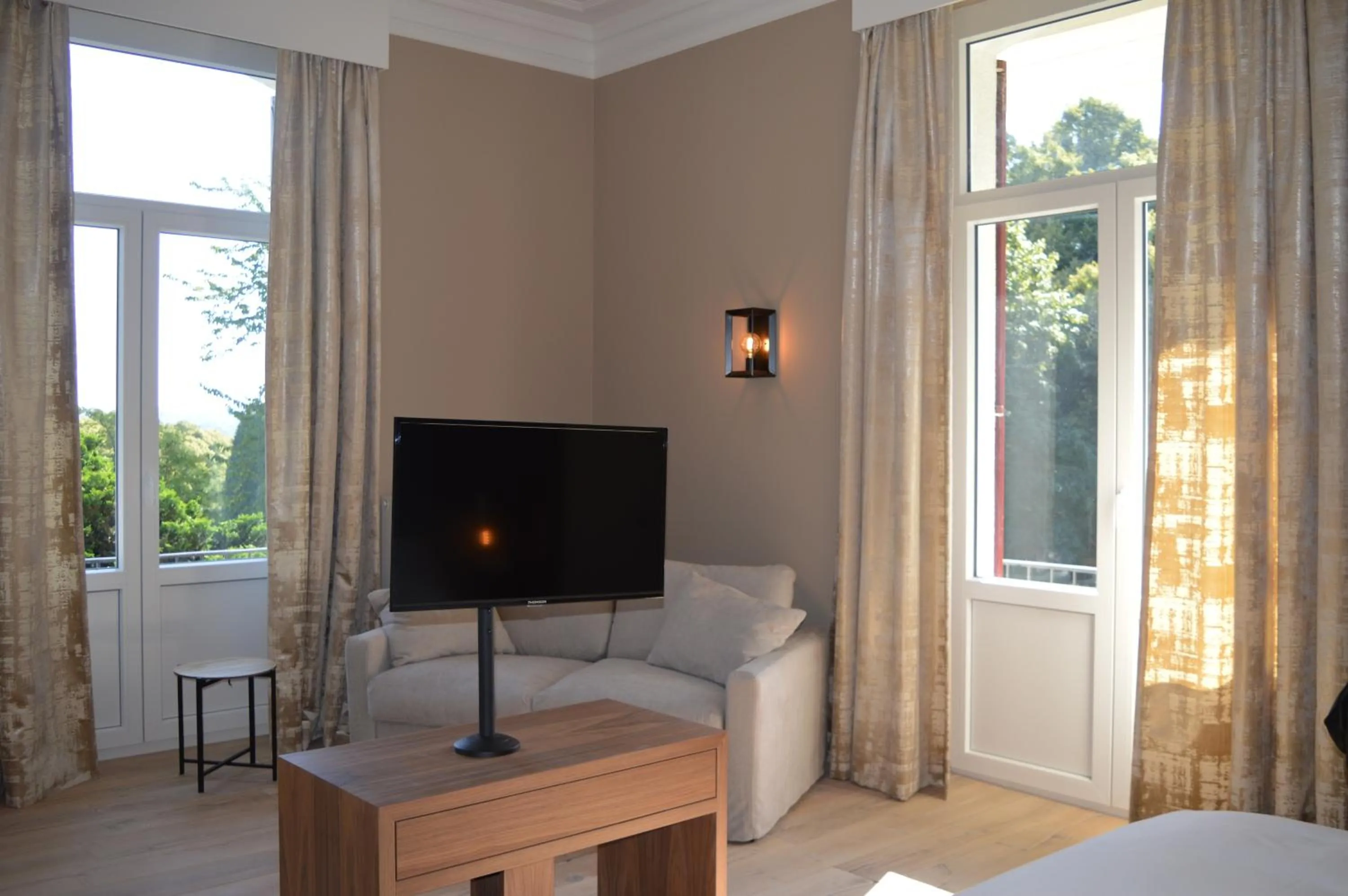 TV and multimedia, Bed in Hotel La Heid des Pairs