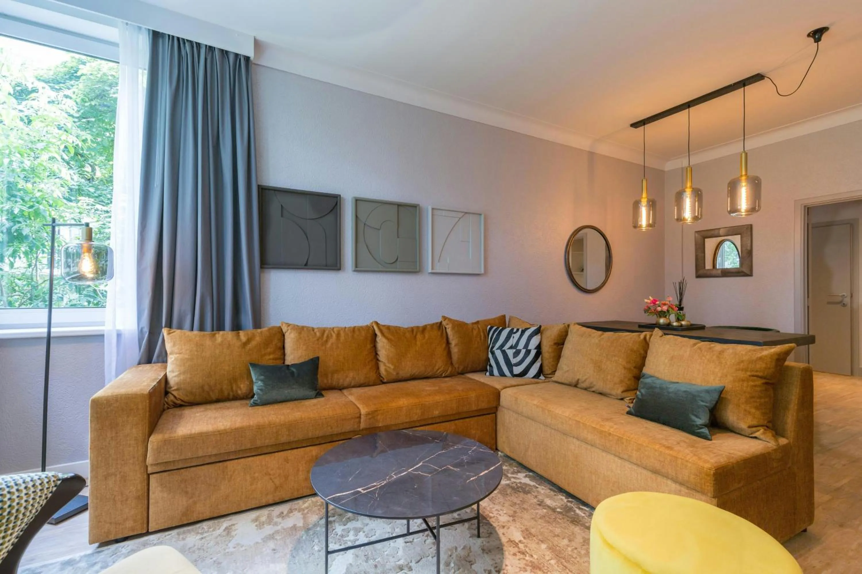 Living room in Leonardo Hotel Antwerp The Plaza