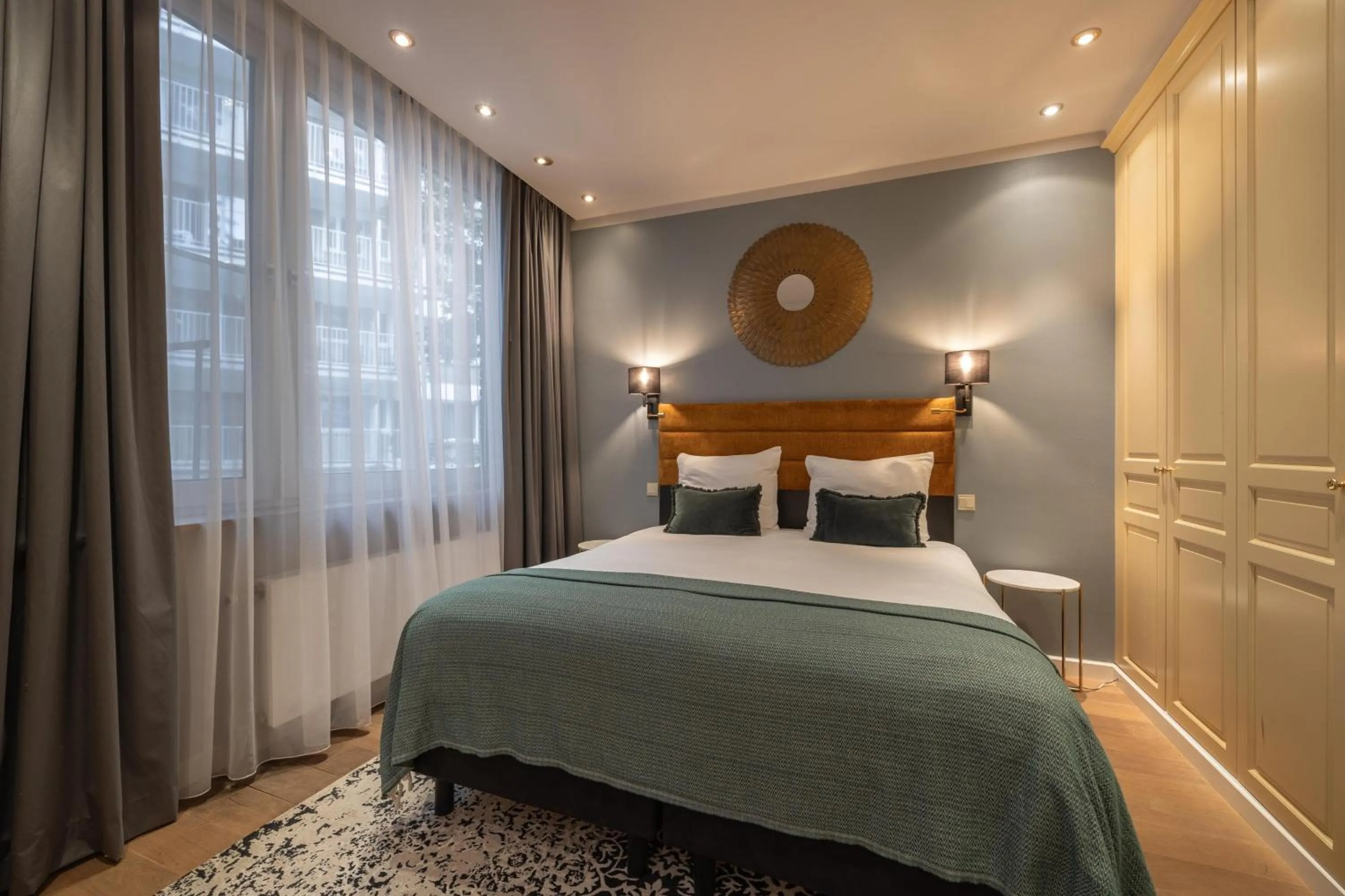 Photo of the whole room, Bed in Leonardo Hotel Antwerp The Plaza