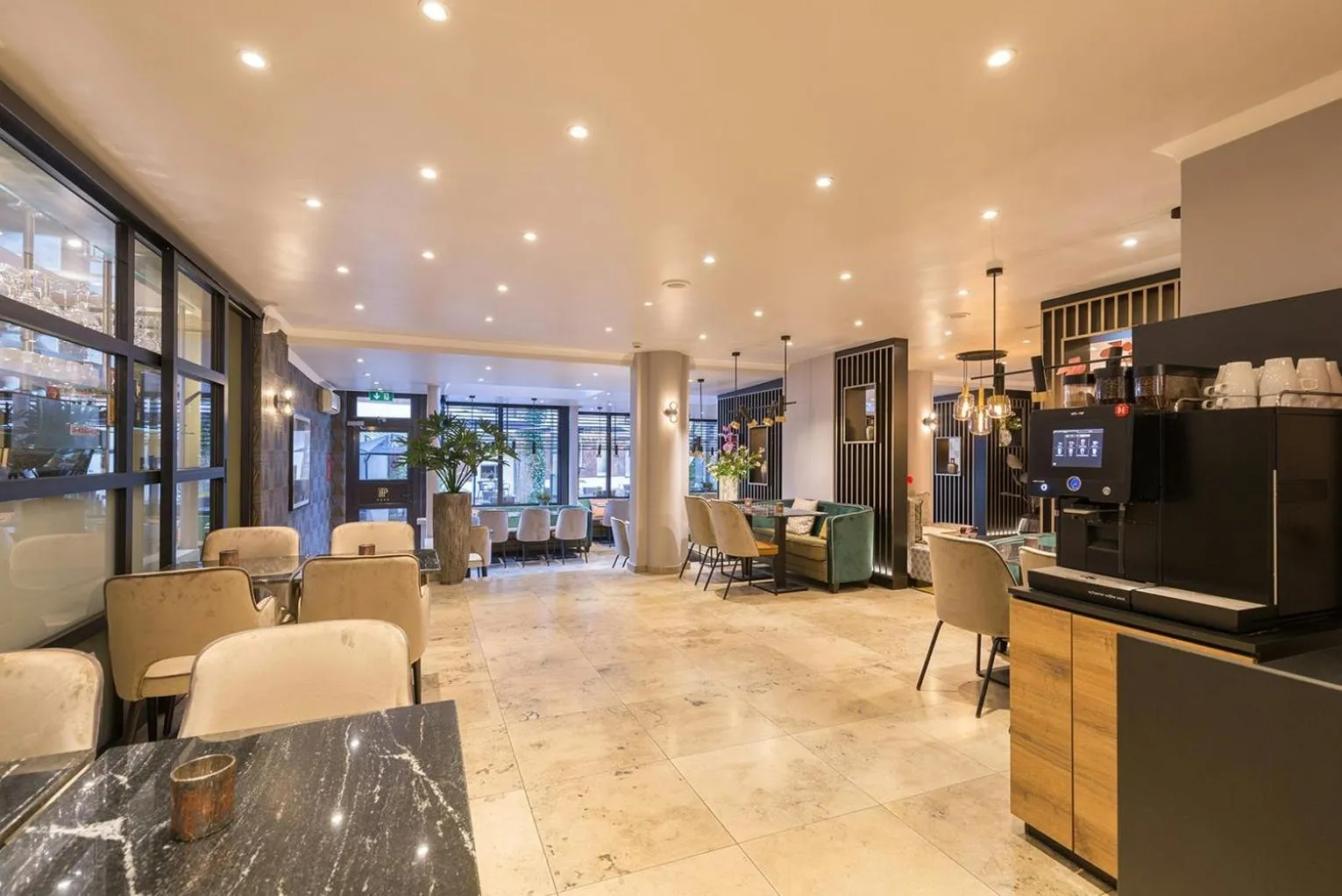 Breakfast in Leonardo Hotel Antwerp The Plaza