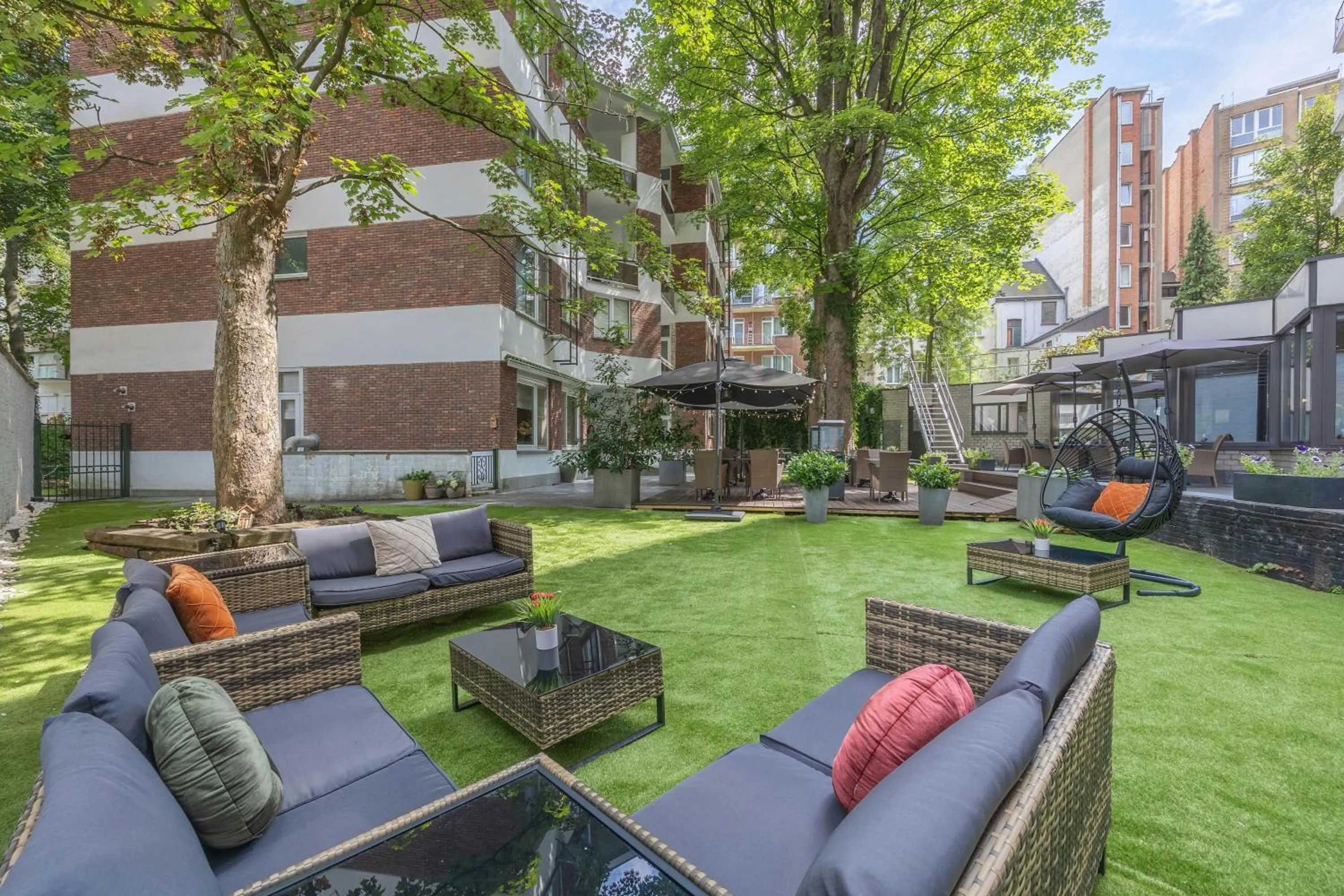 Garden in Leonardo Hotel Antwerp The Plaza