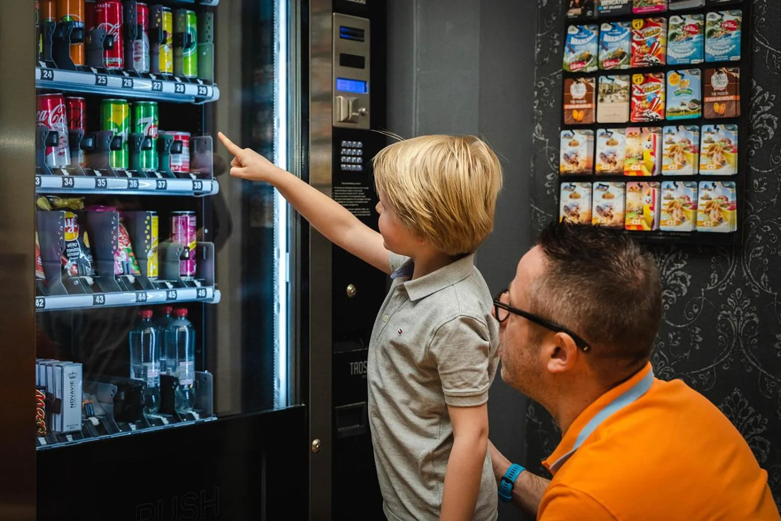 vending machine in Hotel du Théâtre