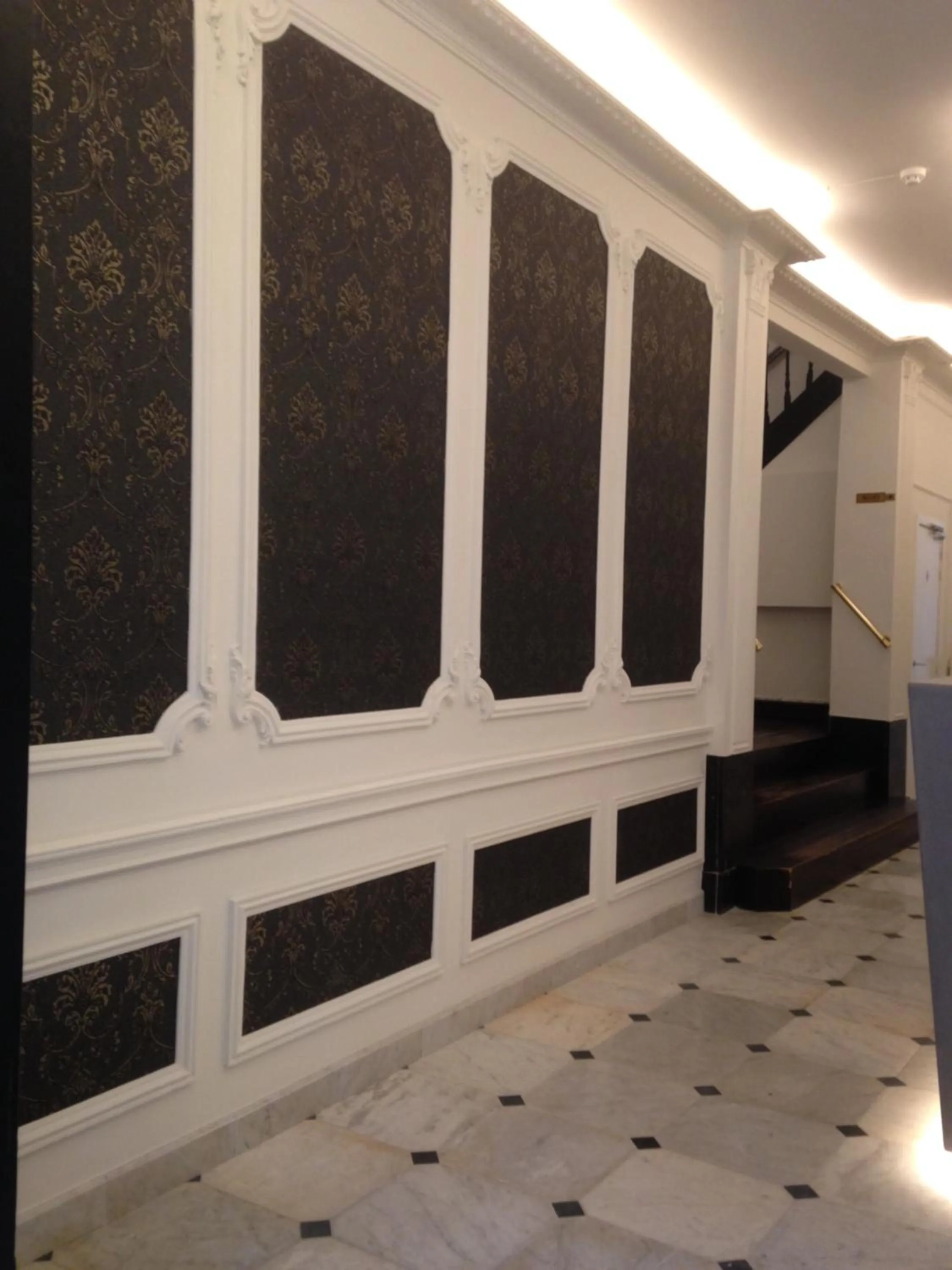 Lobby or reception in Hotel du Théâtre