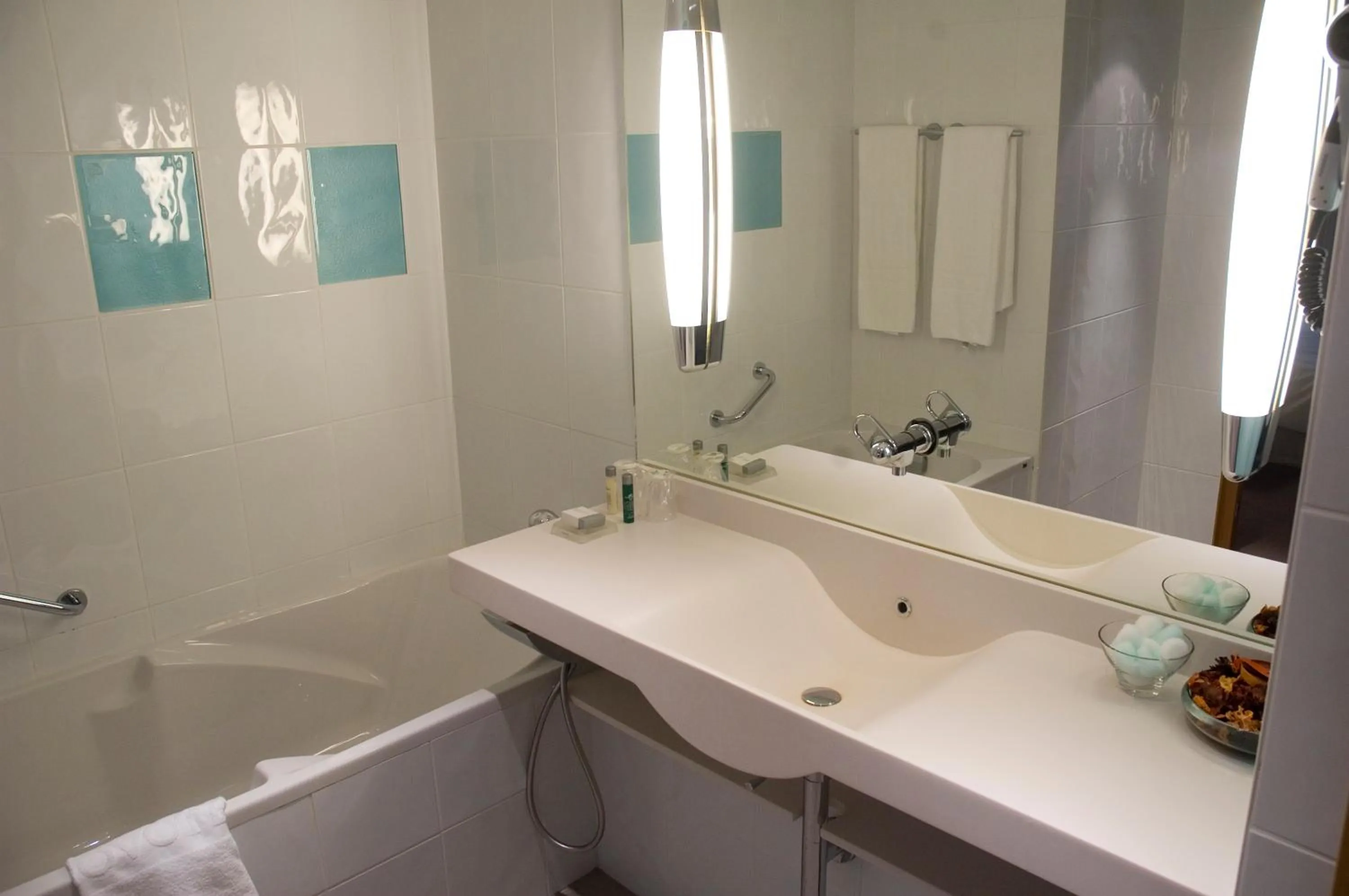 Bathroom in Novotel Mechelen Centrum