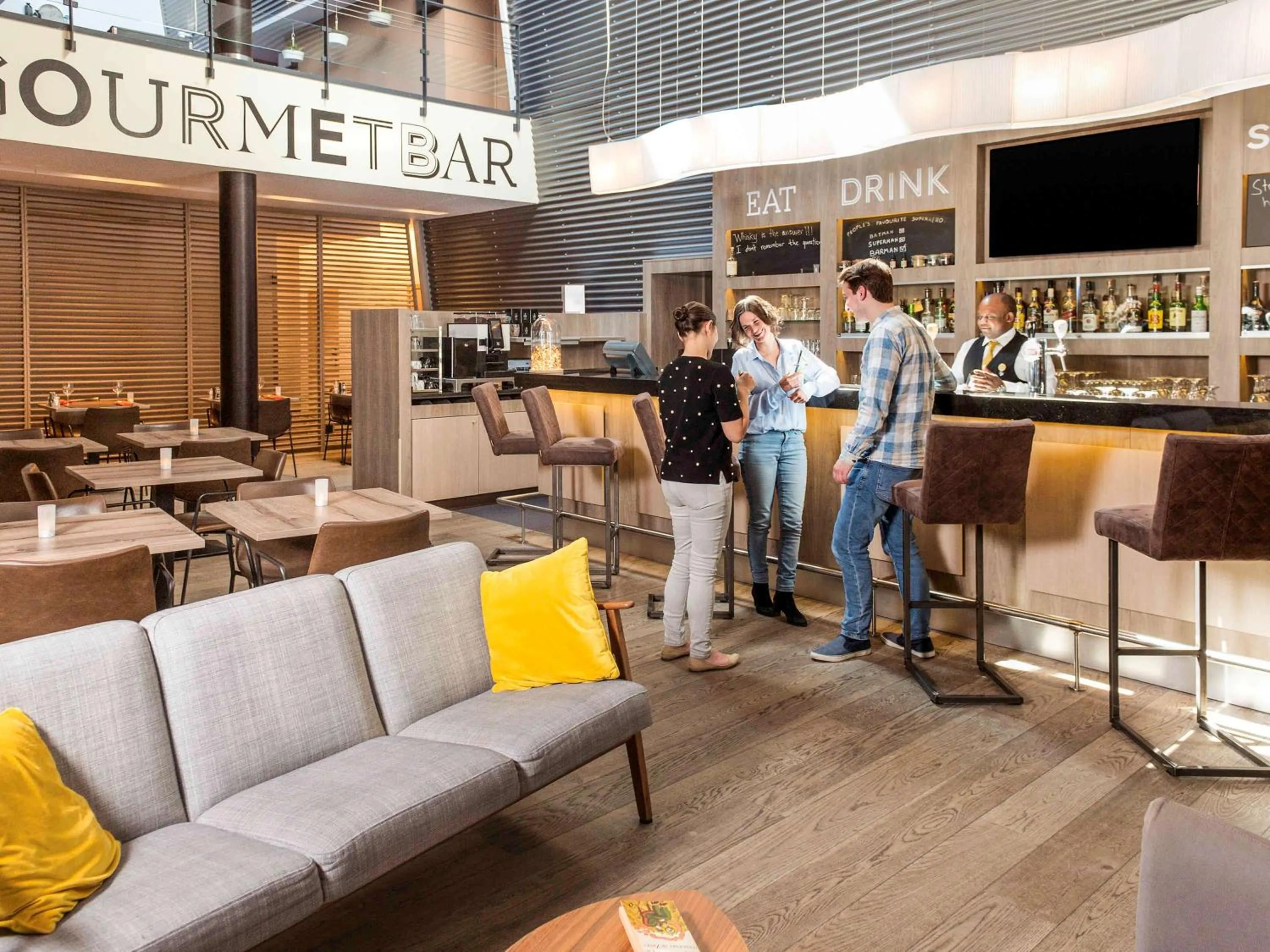 Restaurant/places to eat in Novotel Mechelen Centrum