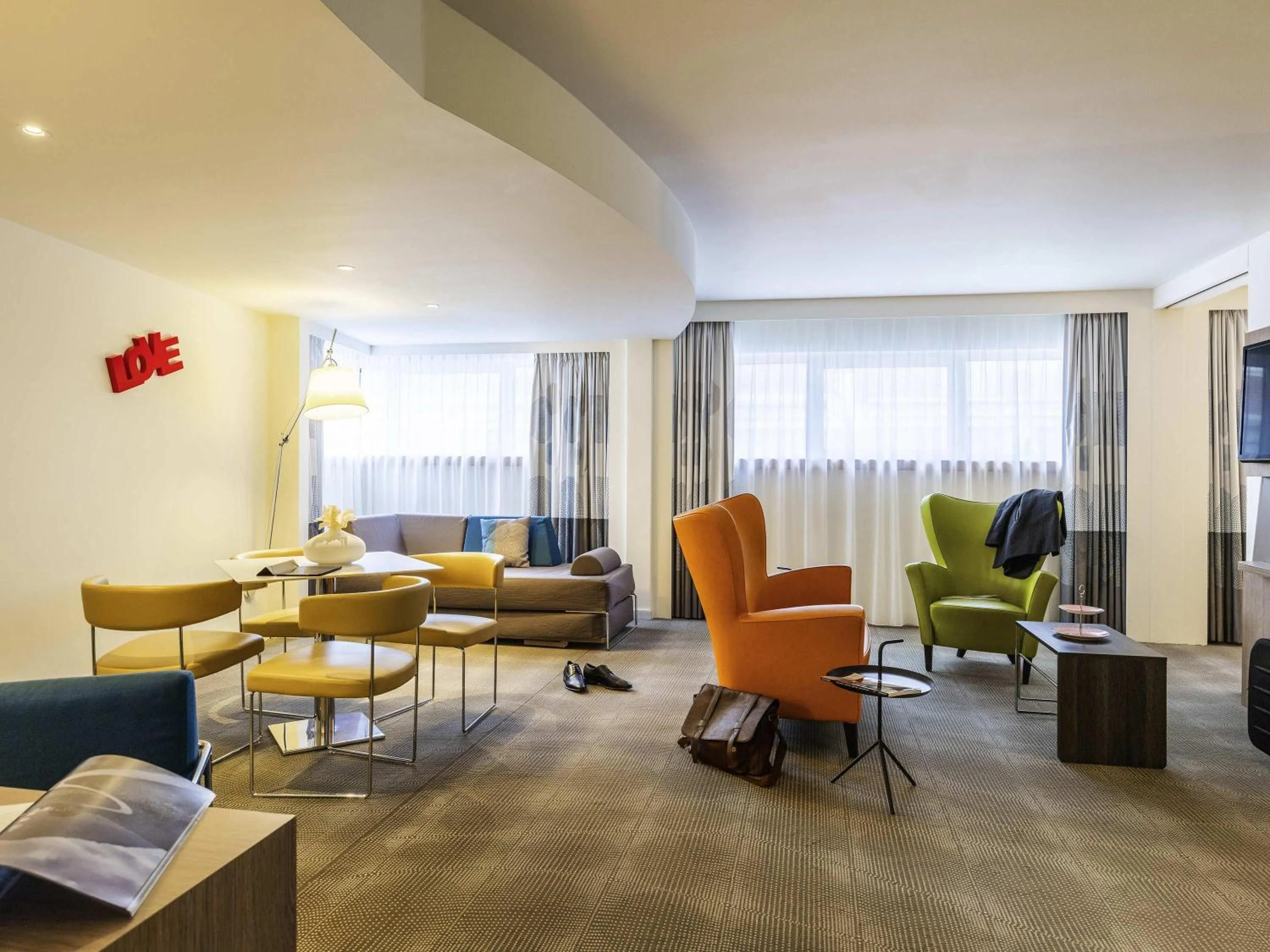 Photo of the whole room in Novotel Mechelen Centrum