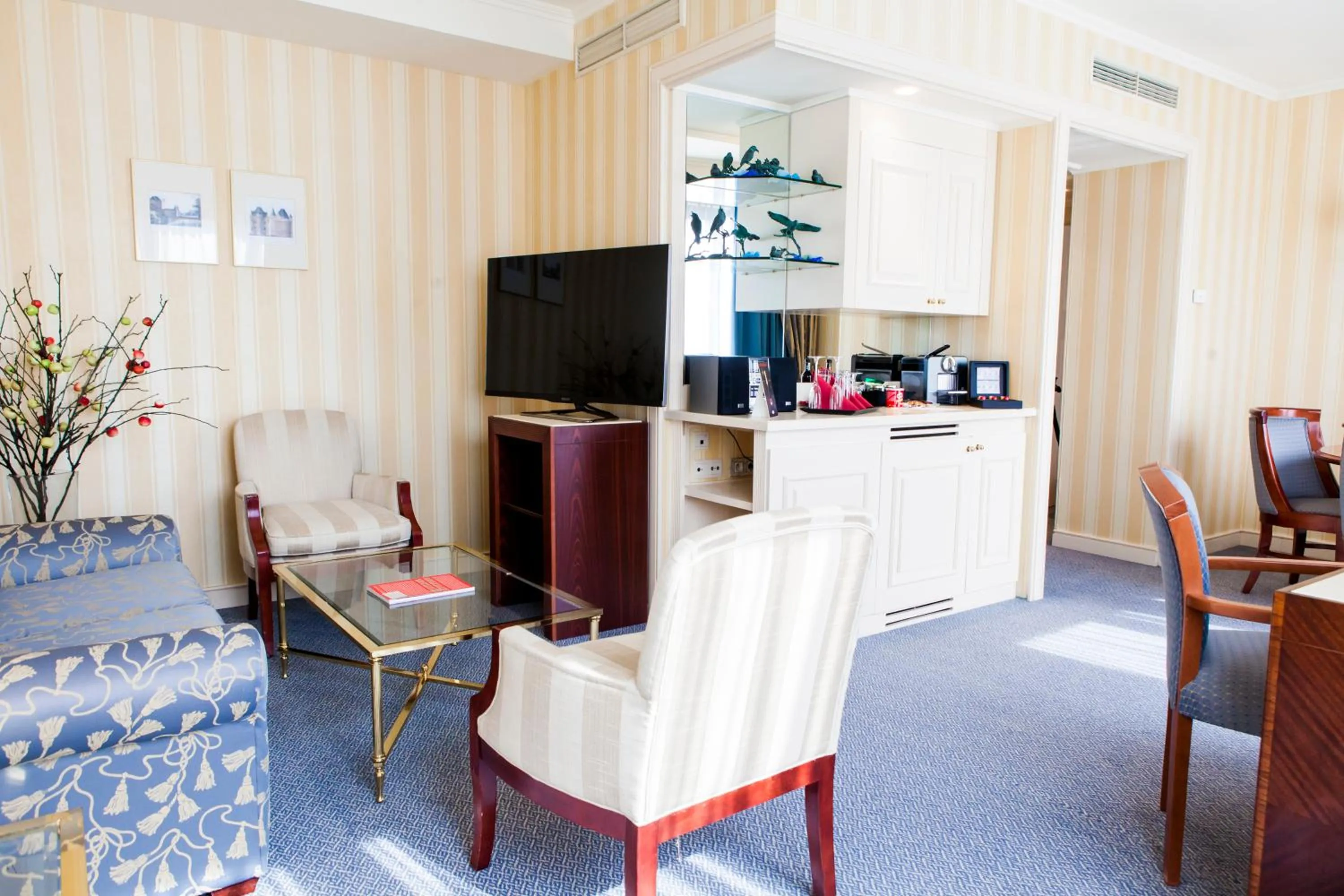 Living room in Hotel Le Châtelain