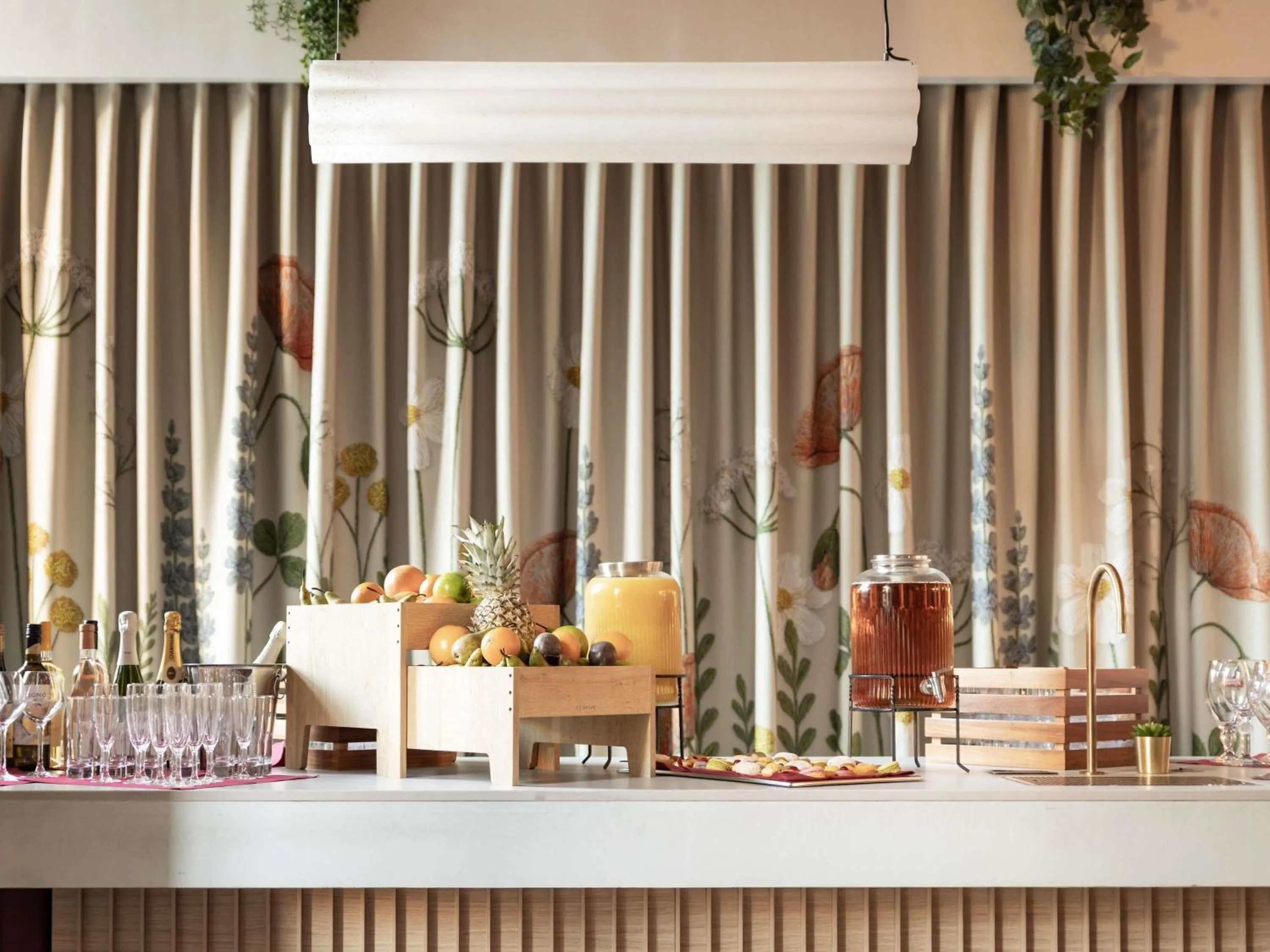 Property building in Hotel Novotel Brussels Off Grand Place