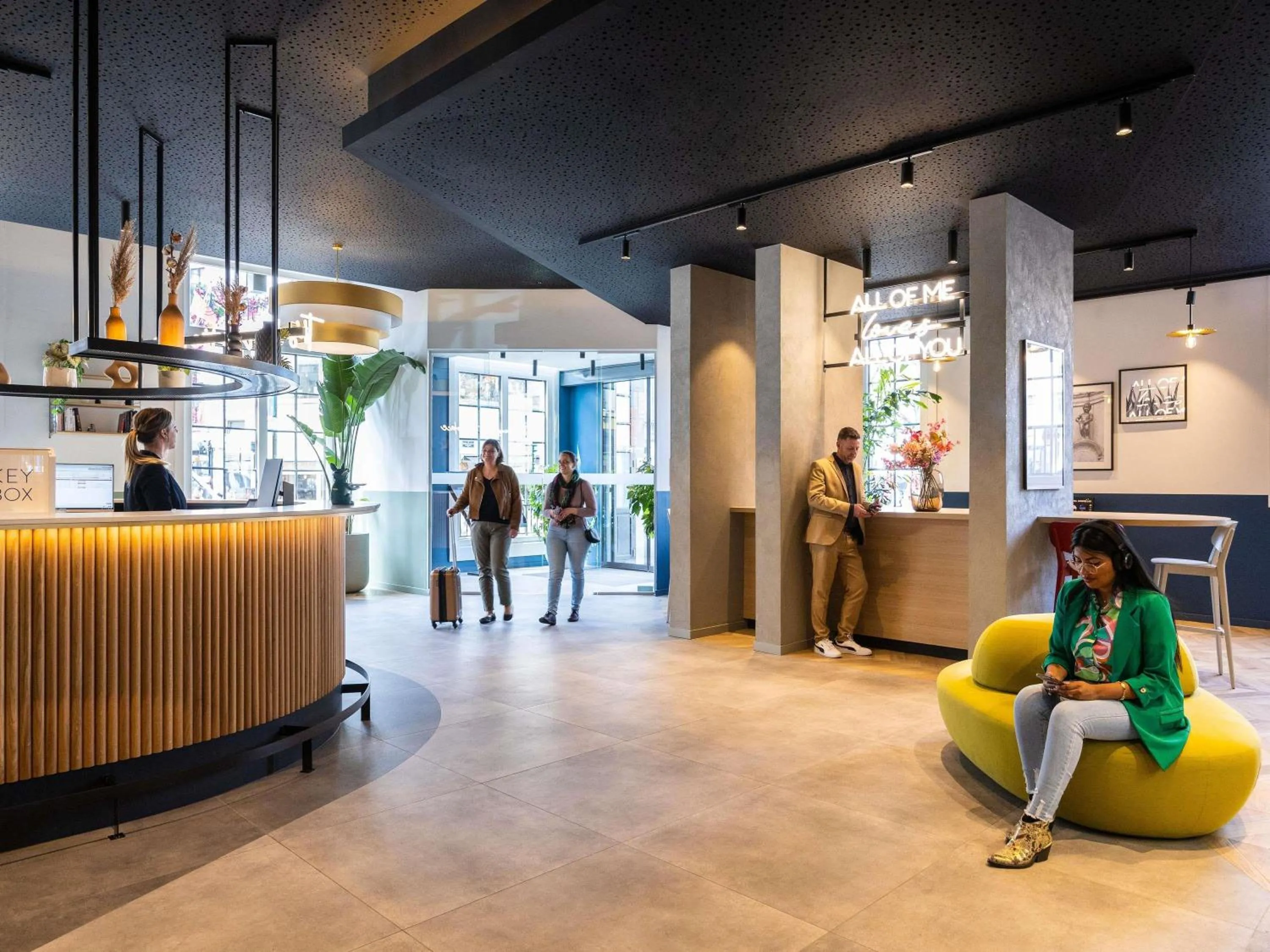 Property building in Hotel Novotel Brussels Off Grand Place