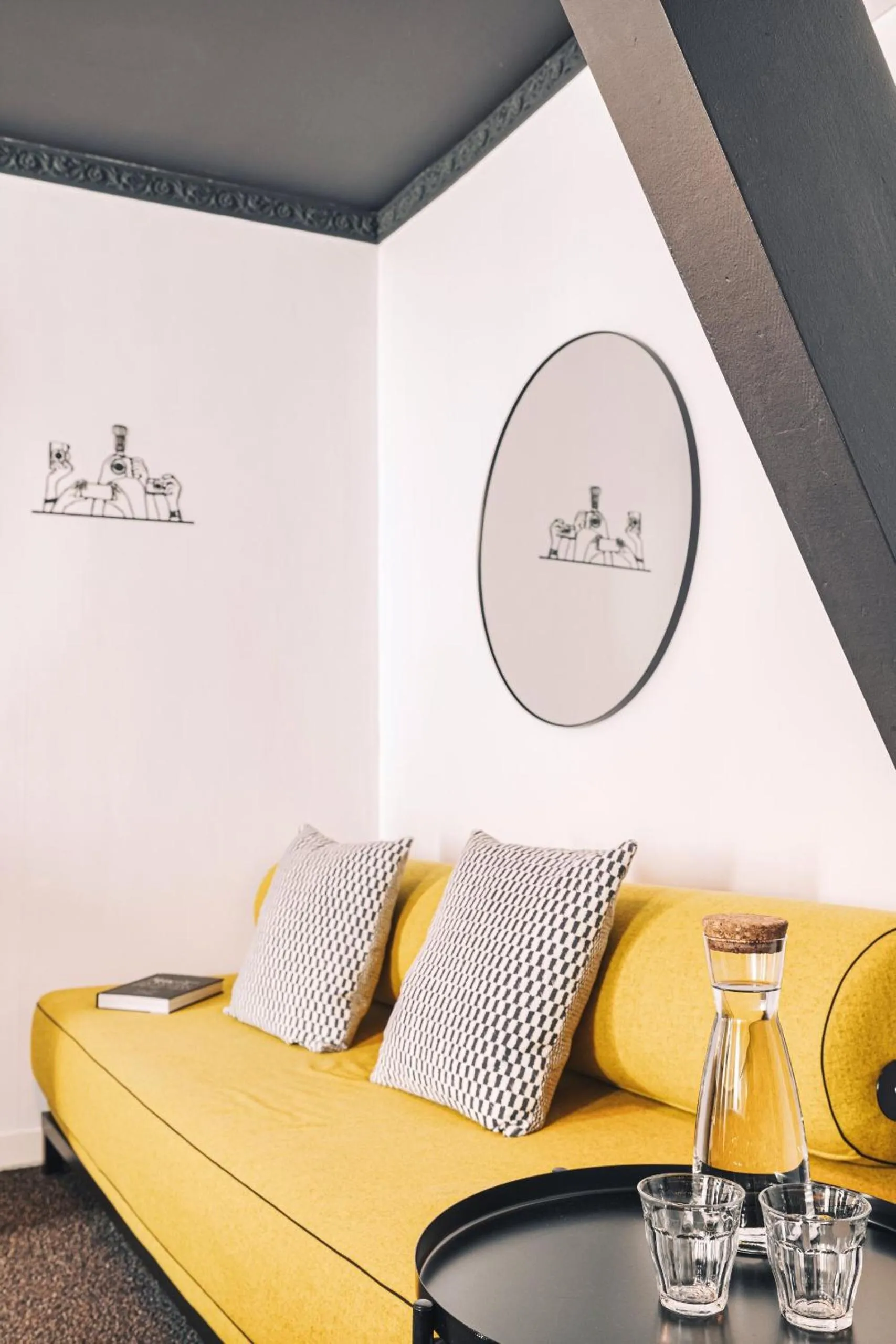 Bedroom in Zoom Hotel