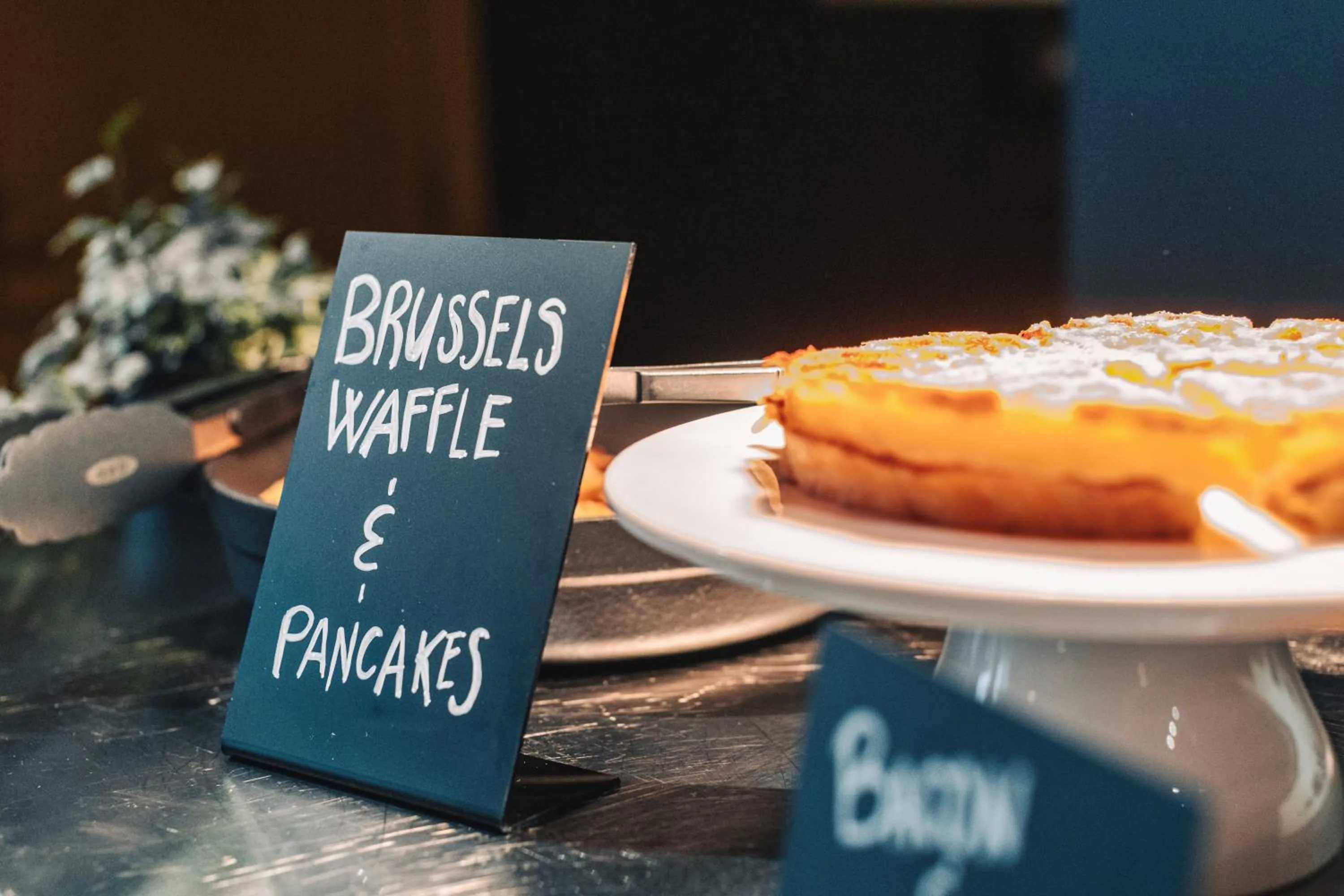 Breakfast in Zoom Hotel