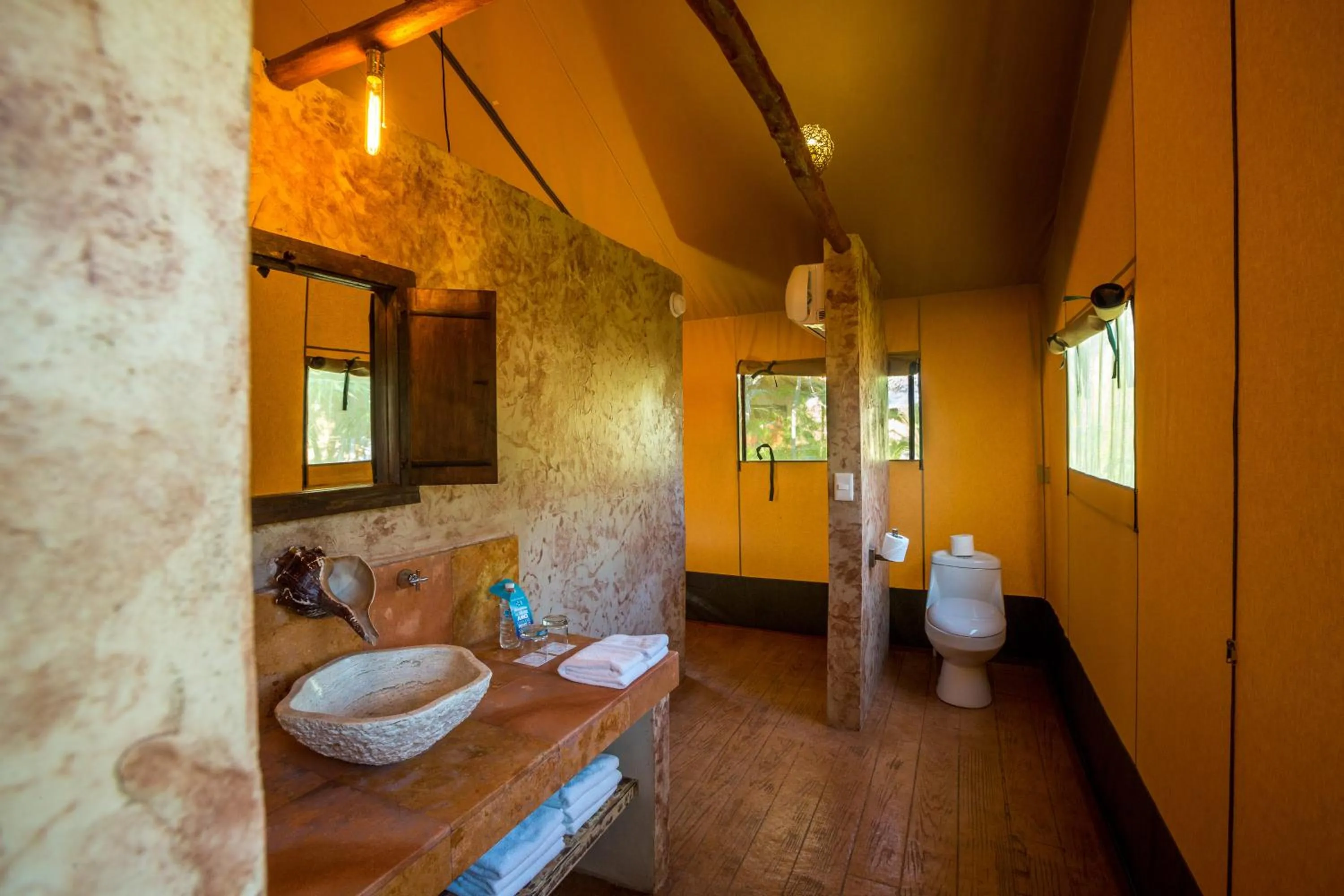 Bathroom in Serenity Authentic Glamping Tulum