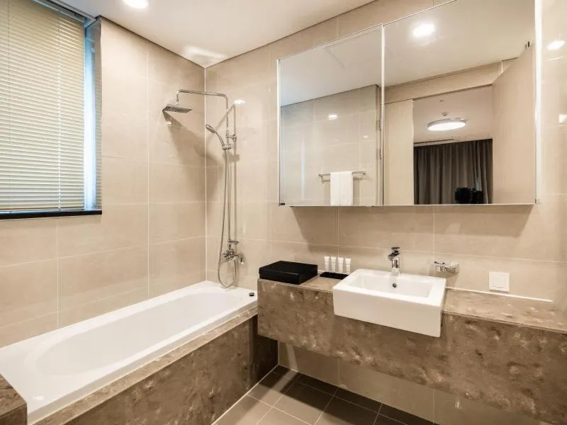 Golden Tulip Incheon Airport Hotel