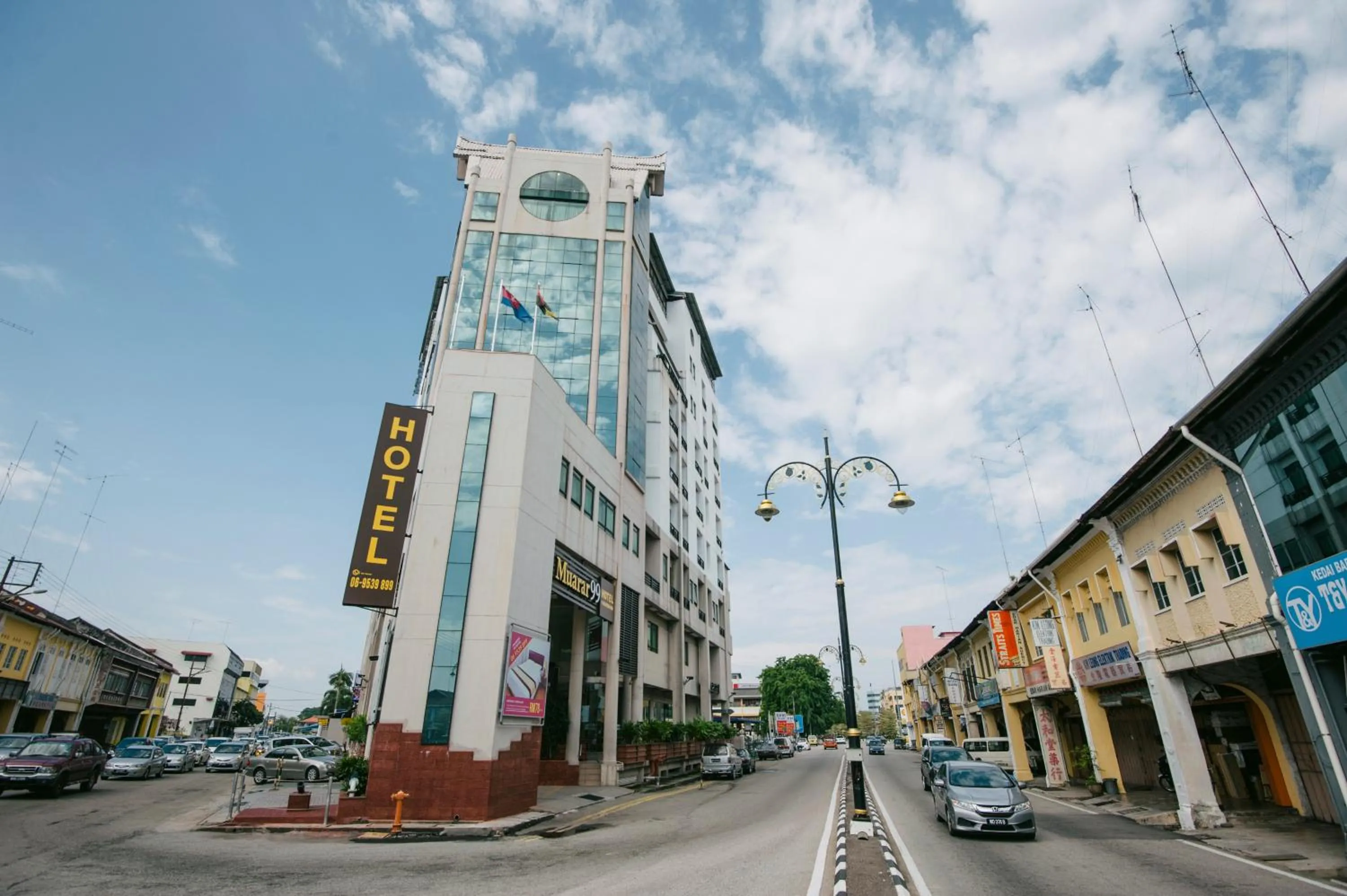 Property building in Muarar 99 Hotel