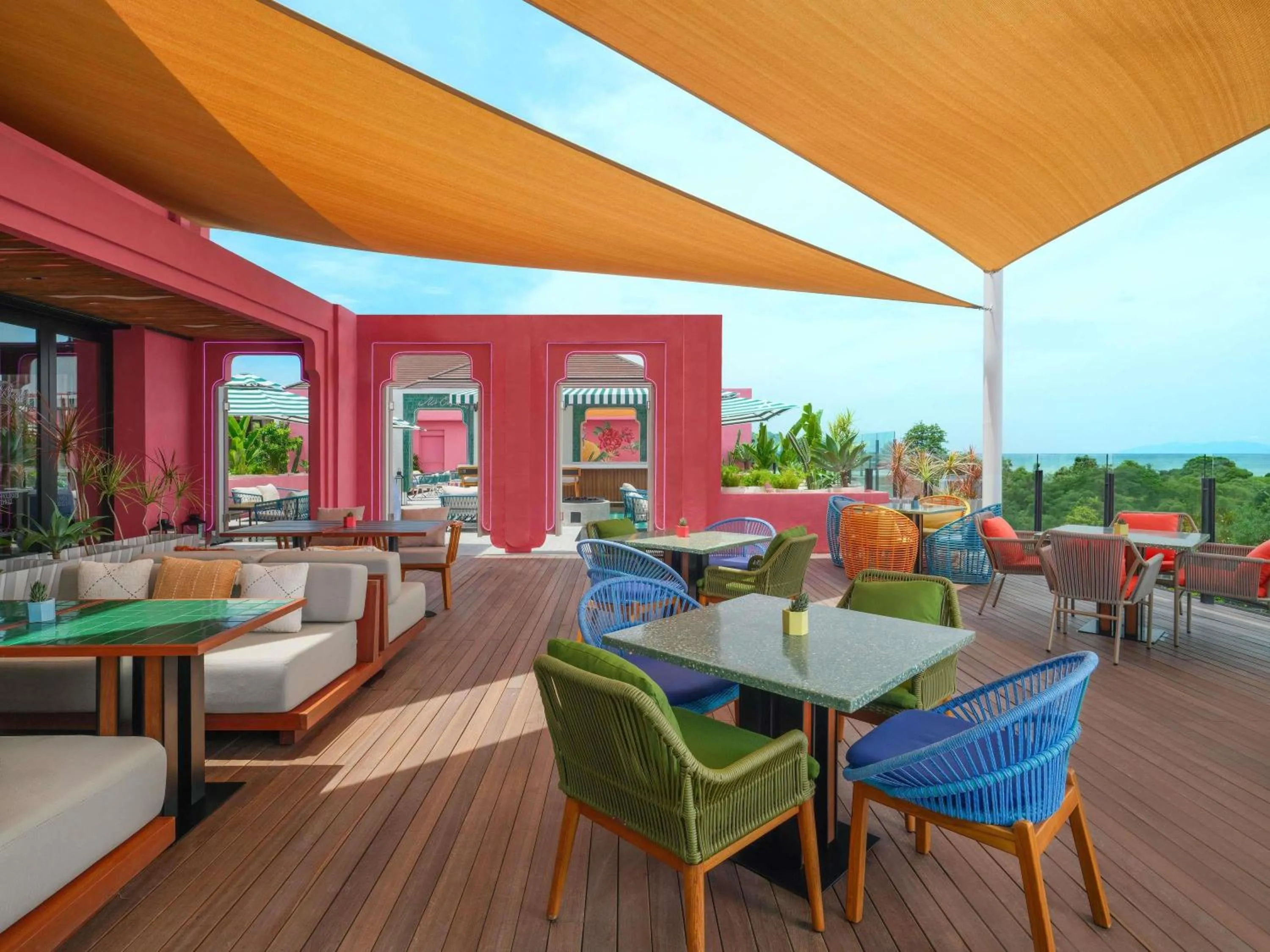 Restaurant/places to eat in Mövenpick Resort & Spa Jimbaran Bali