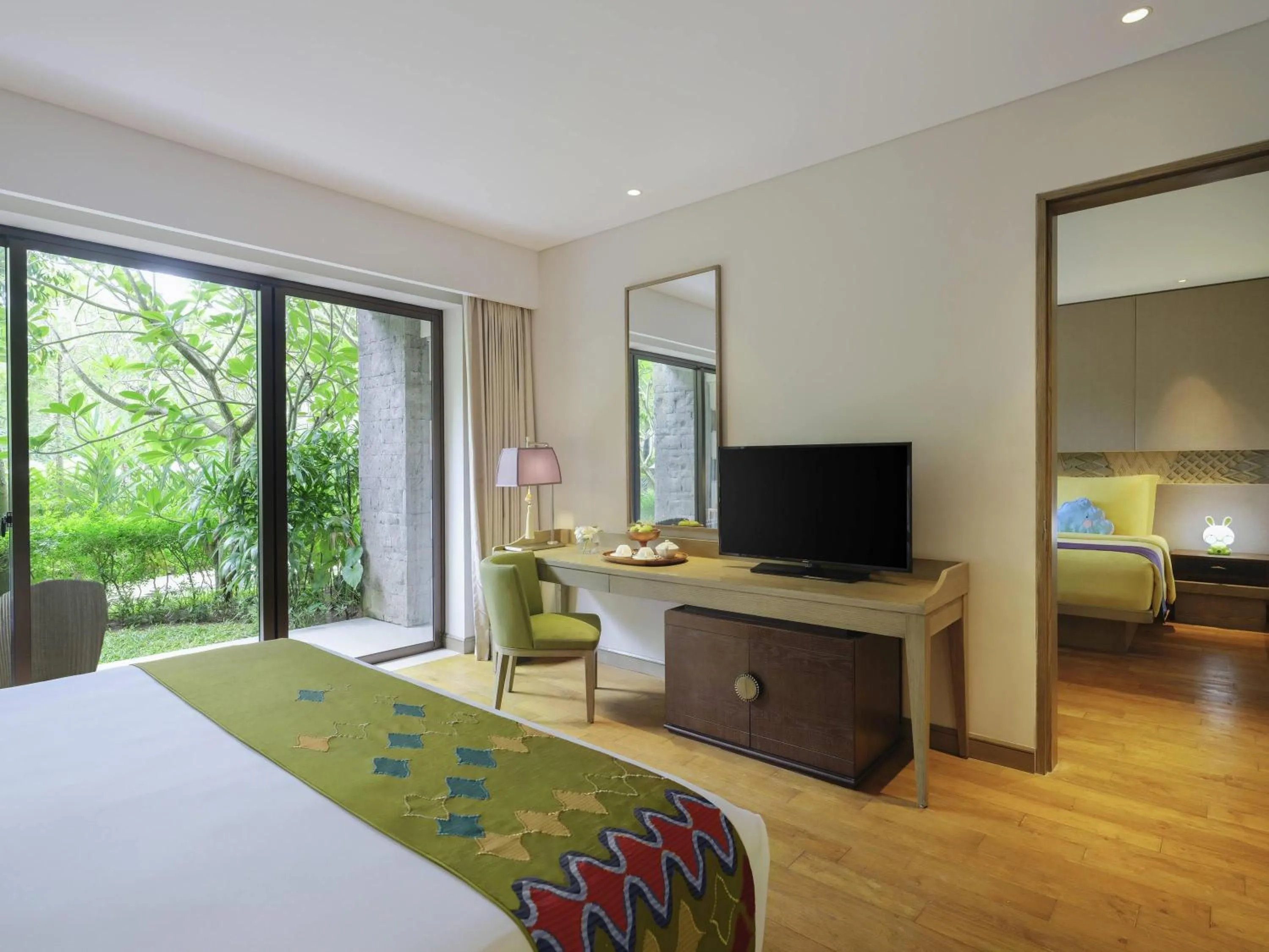 Bedroom, Bed in Mövenpick Resort & Spa Jimbaran Bali