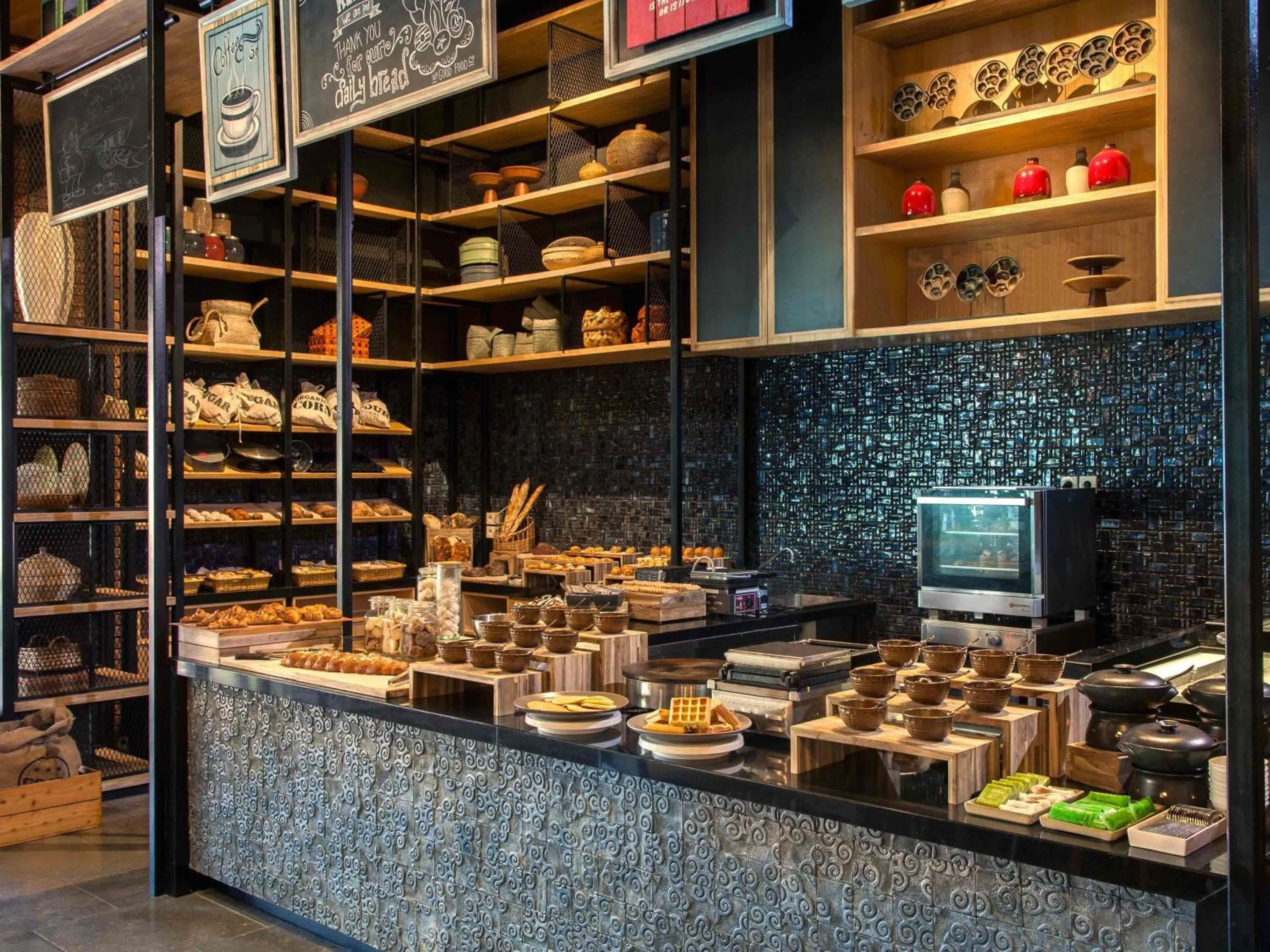 Restaurant/places to eat in Mövenpick Resort & Spa Jimbaran Bali