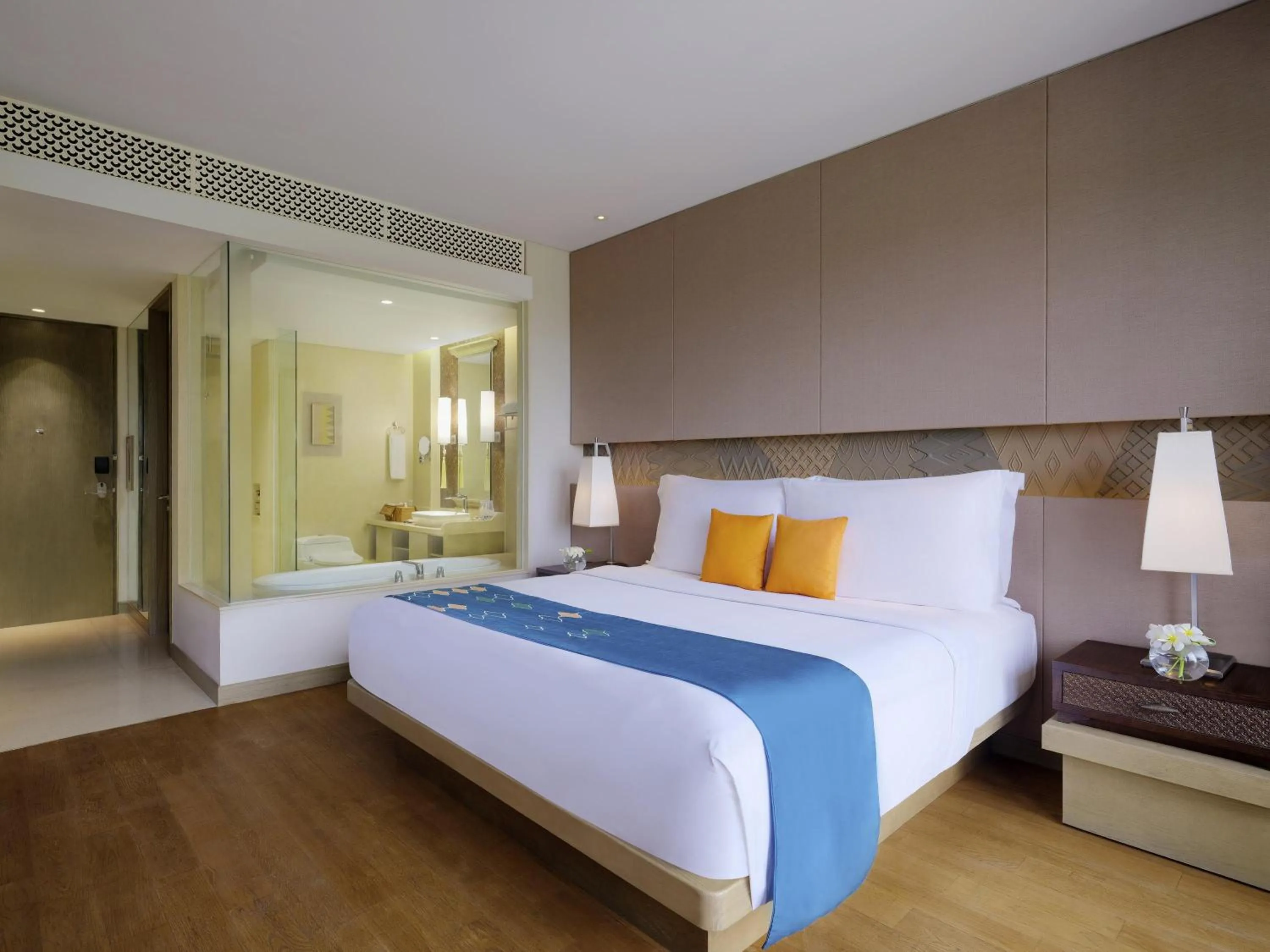 Bedroom, Bed in Mövenpick Resort & Spa Jimbaran Bali