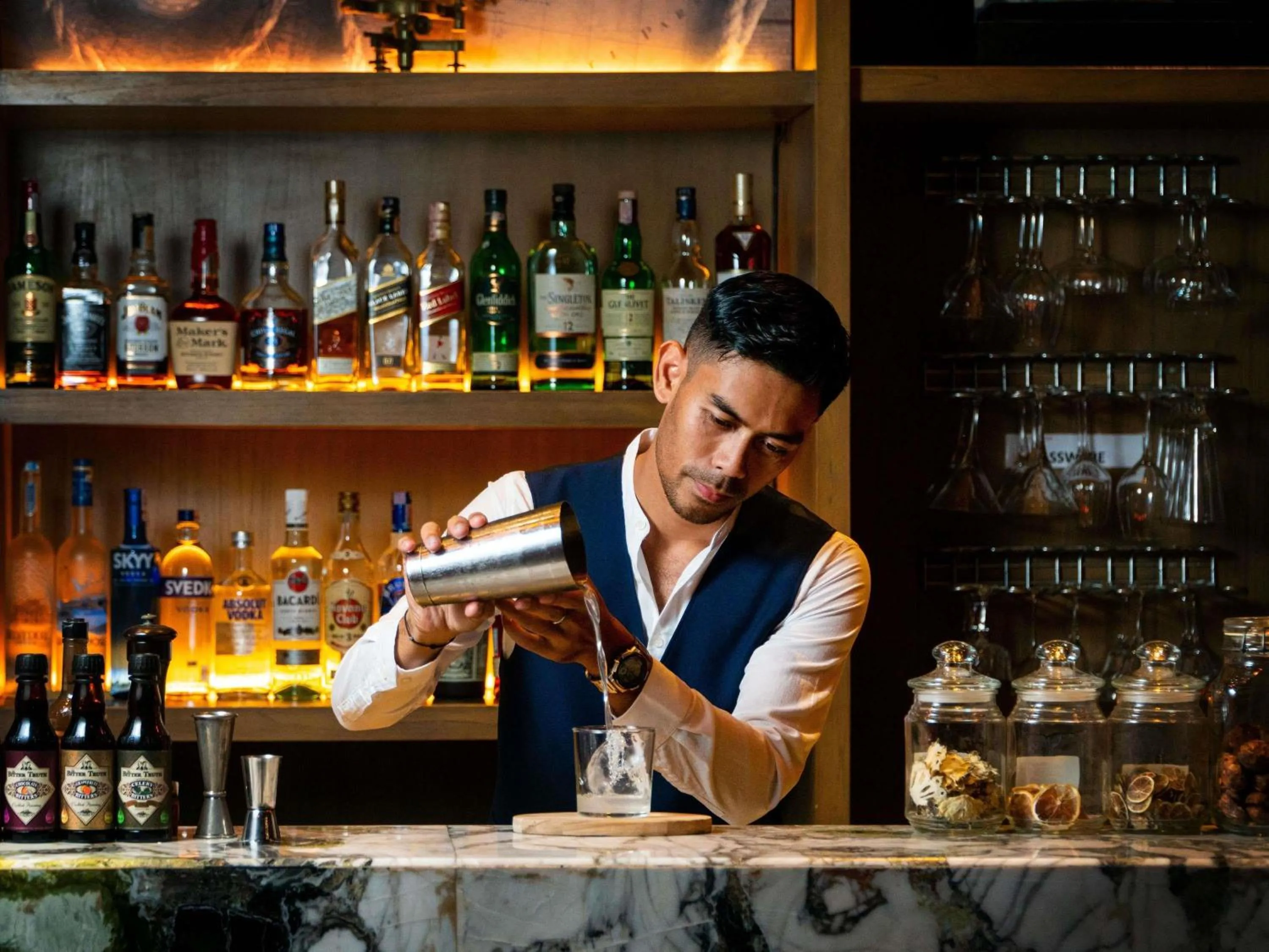 Restaurant/places to eat in Mövenpick Resort & Spa Jimbaran Bali