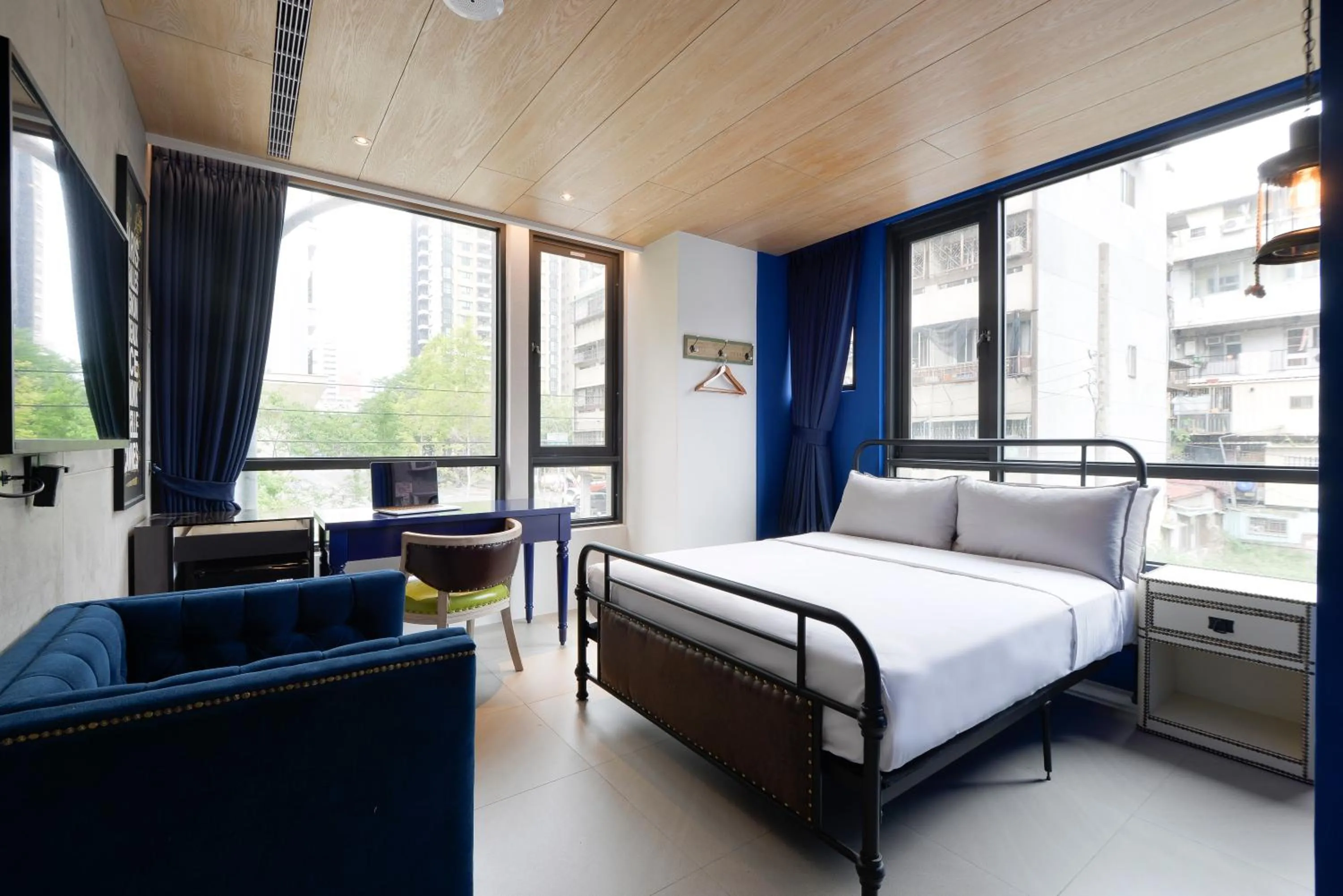 Bed in Taichung Amour Hotel