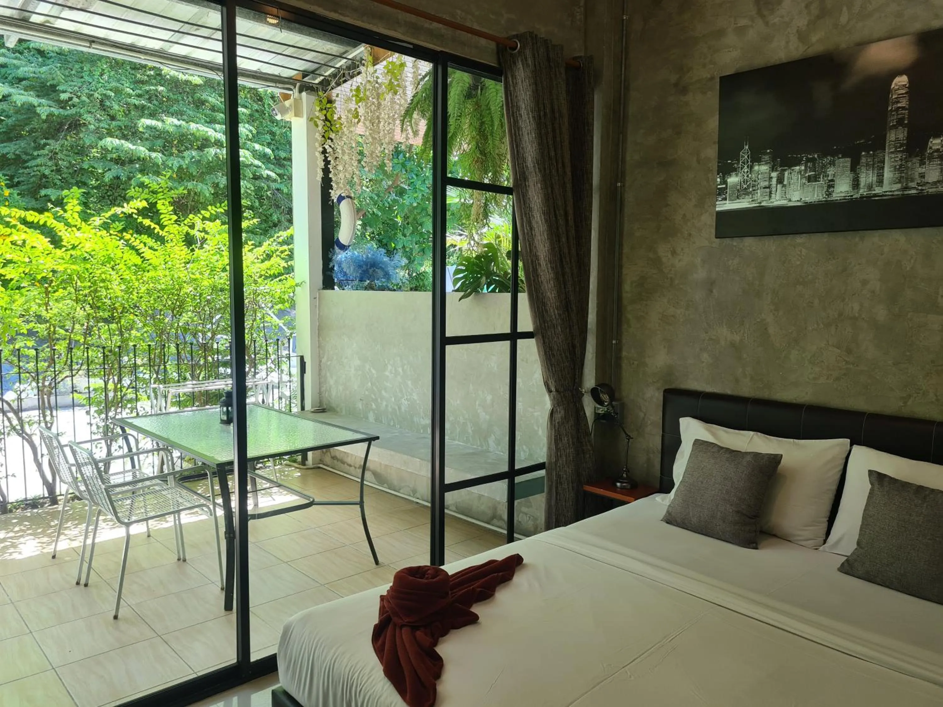 Bed in Samed Your House