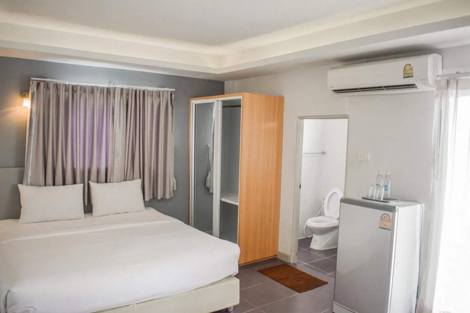 Bed in Wesahh Homeplace