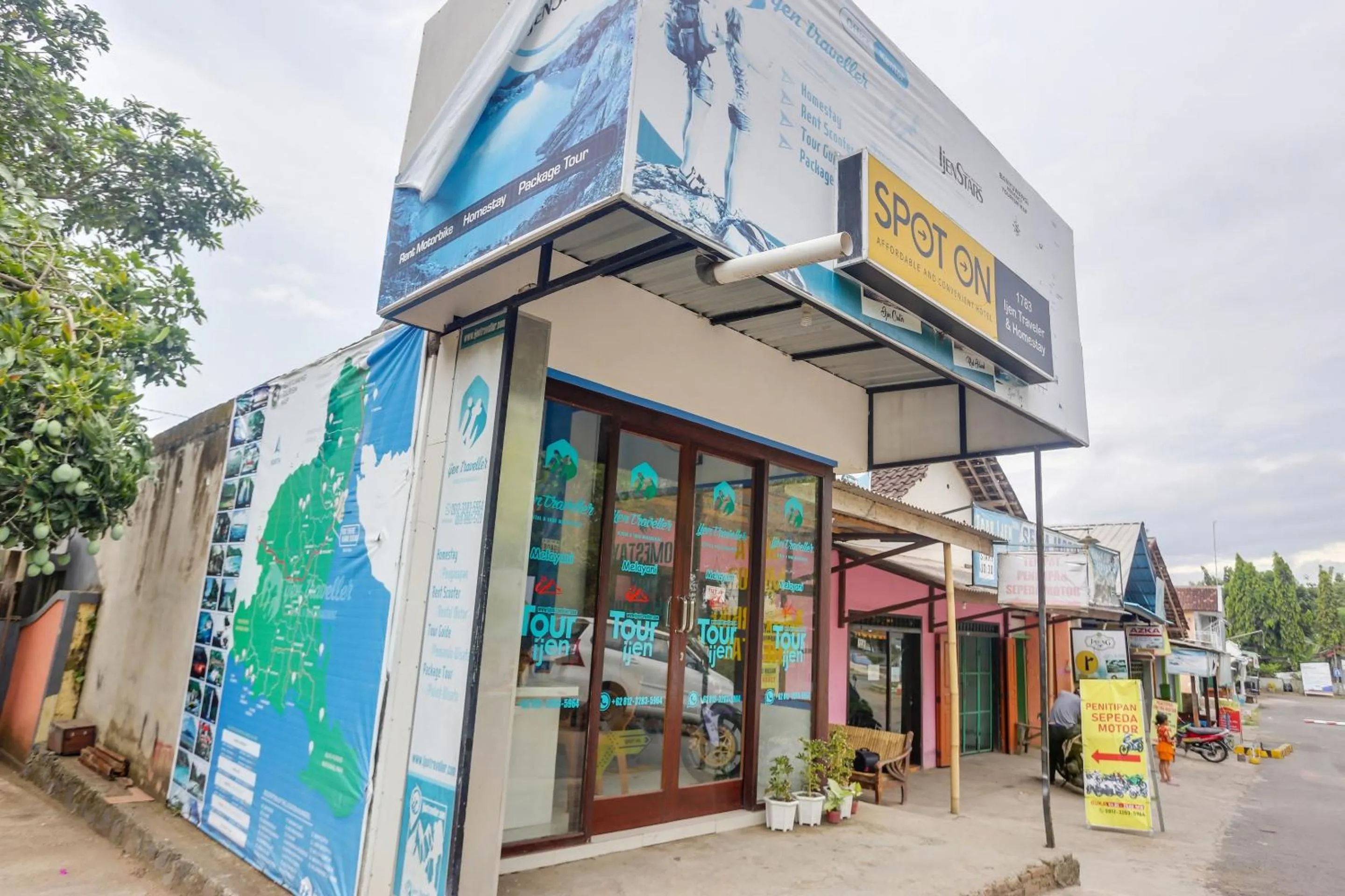 Property building in Ijen Traveller & Homestay