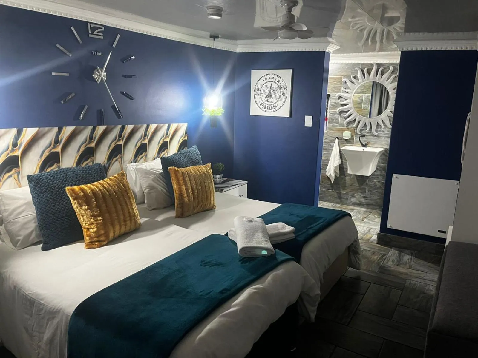 Bed in Mitchell's Guesthouse