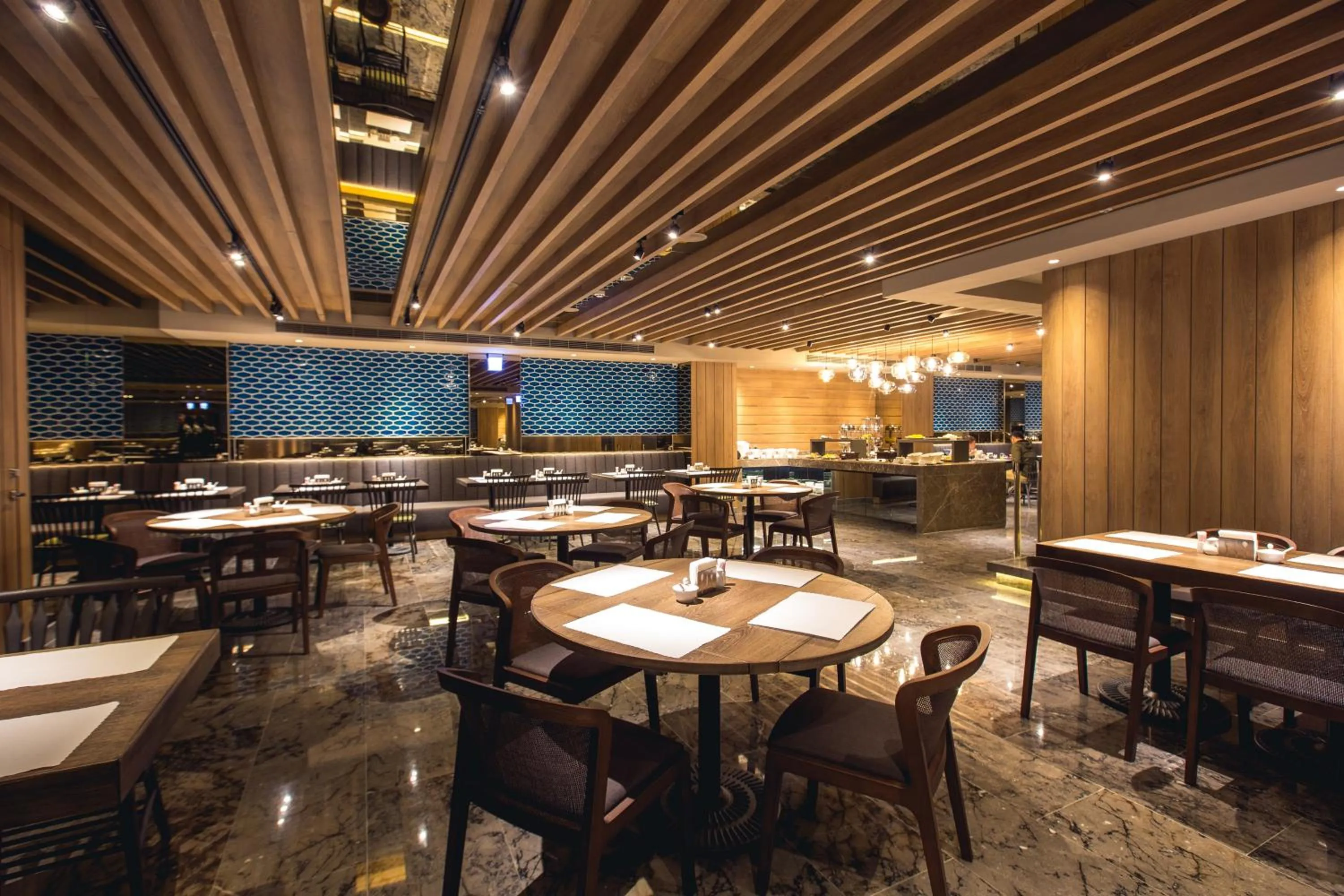 Restaurant/places to eat in Airline Inn - Kaohsiung Station