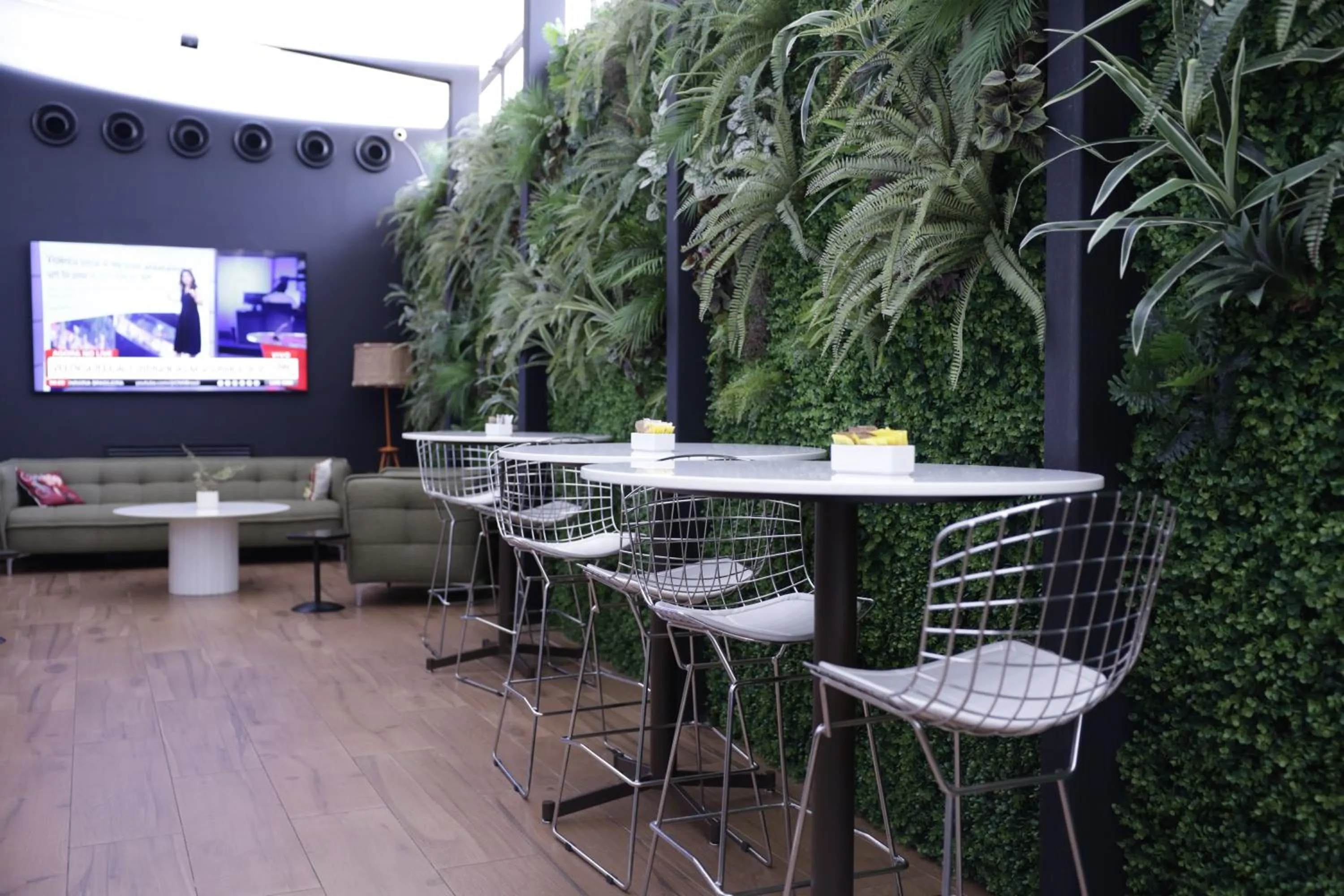 Restaurant/places to eat in ibis Recife Boa Viagem