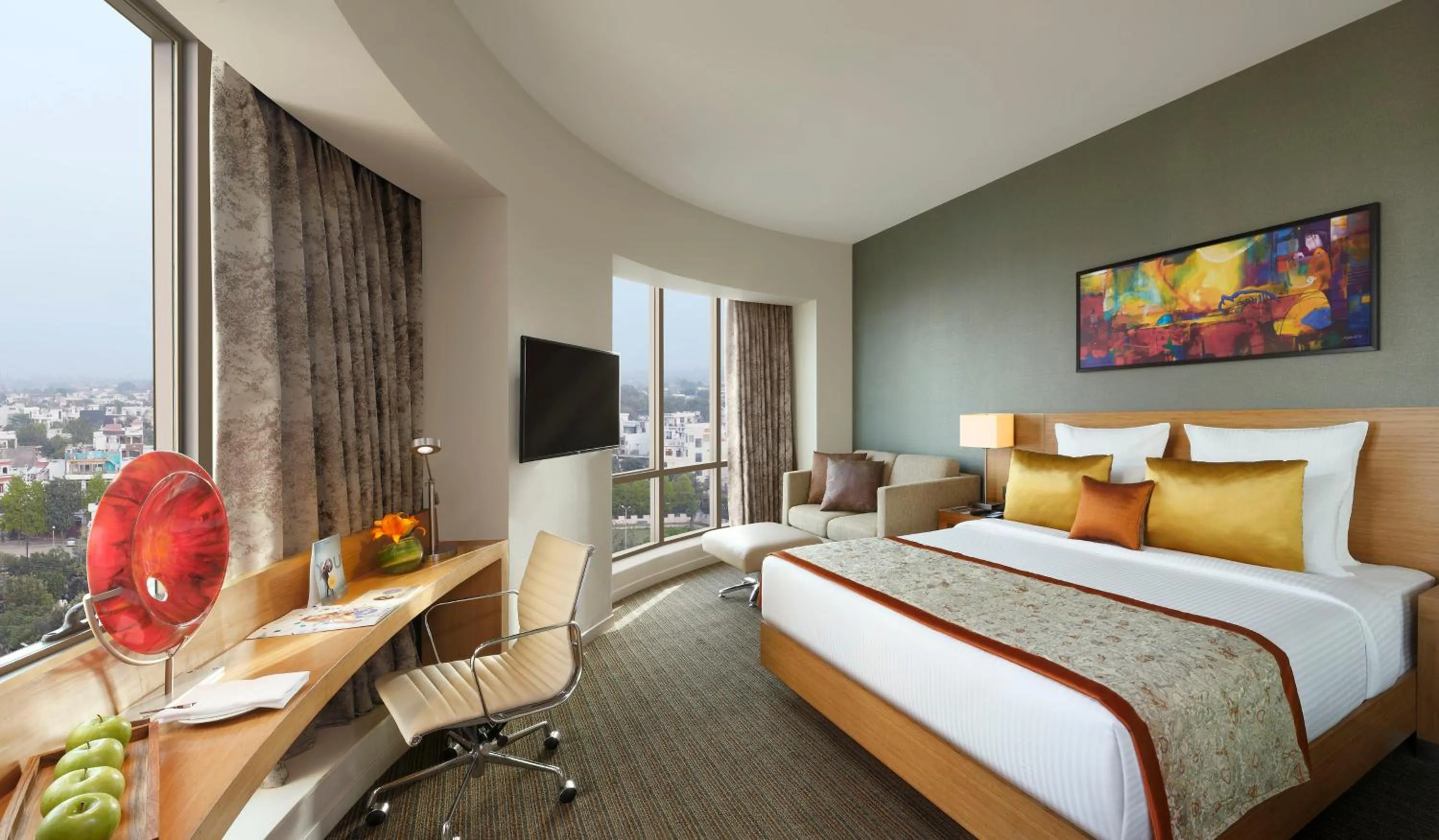 Shower, Bed in Novotel Lucknow Gomti Nagar
