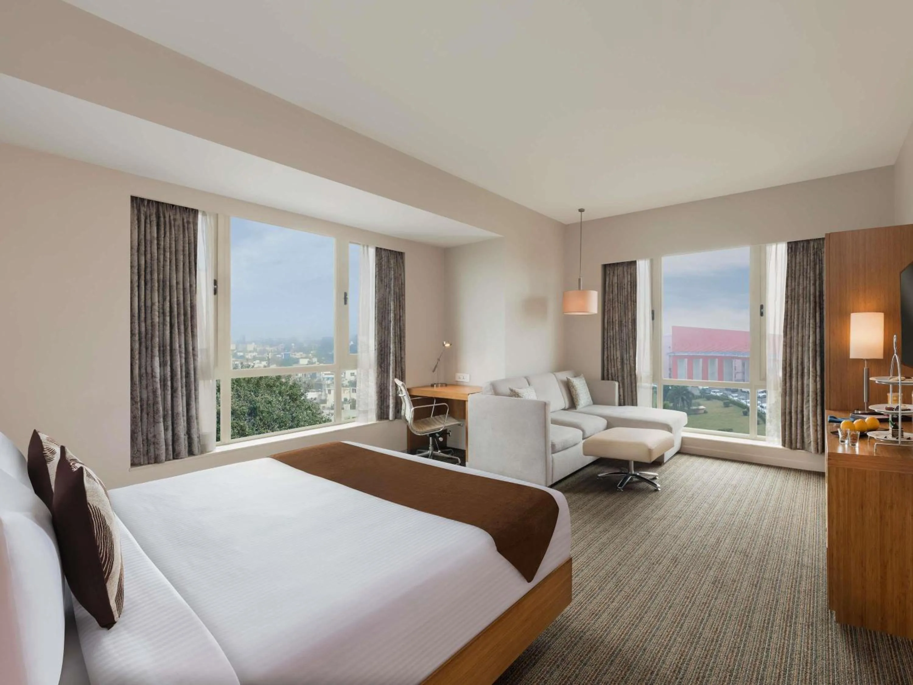 Bedroom, Bed in Novotel Lucknow Gomti Nagar