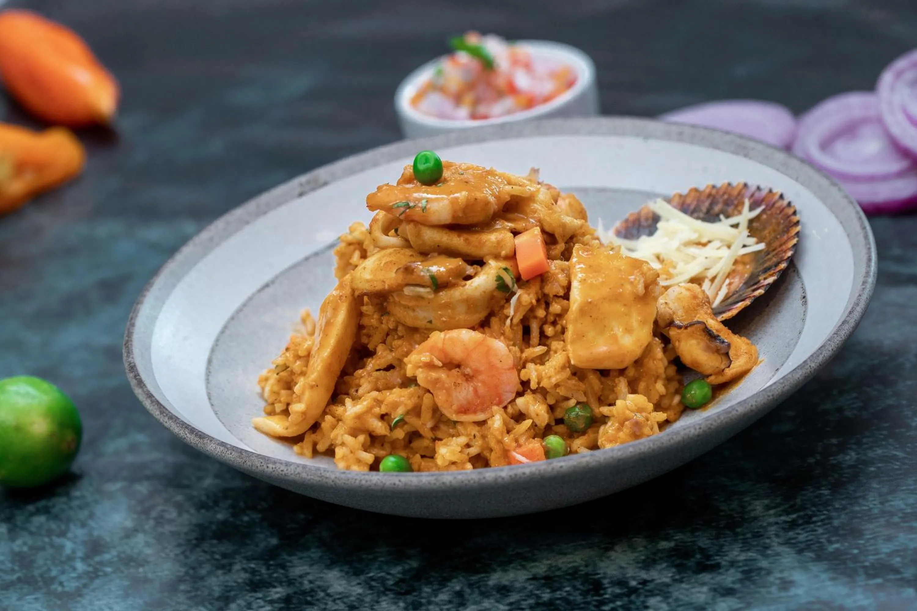 Restaurant/places to eat in ibis Lima Reducto Miraflores