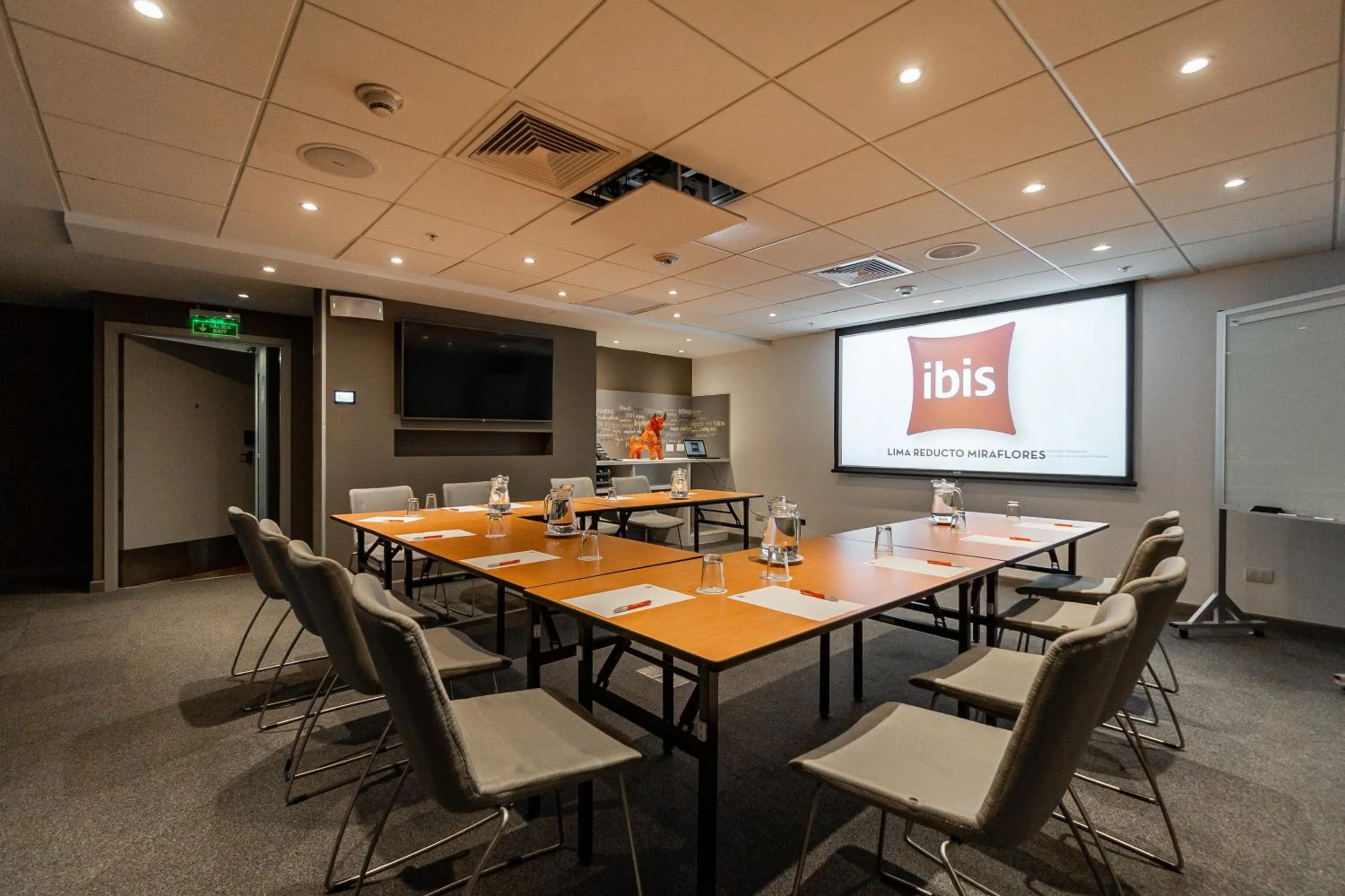 Meeting/conference room in ibis Lima Reducto Miraflores