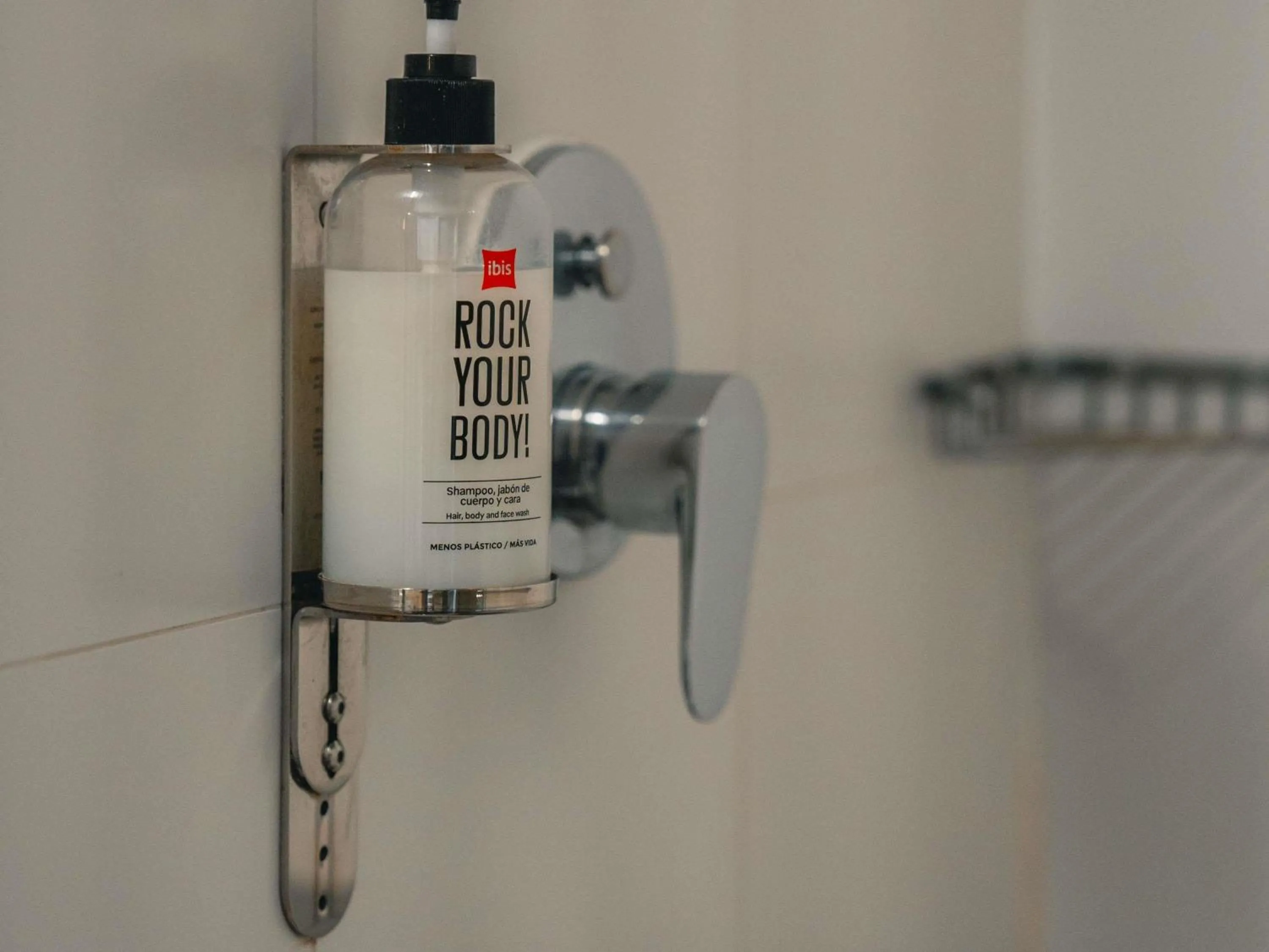 Bedroom in ibis Lima Reducto Miraflores