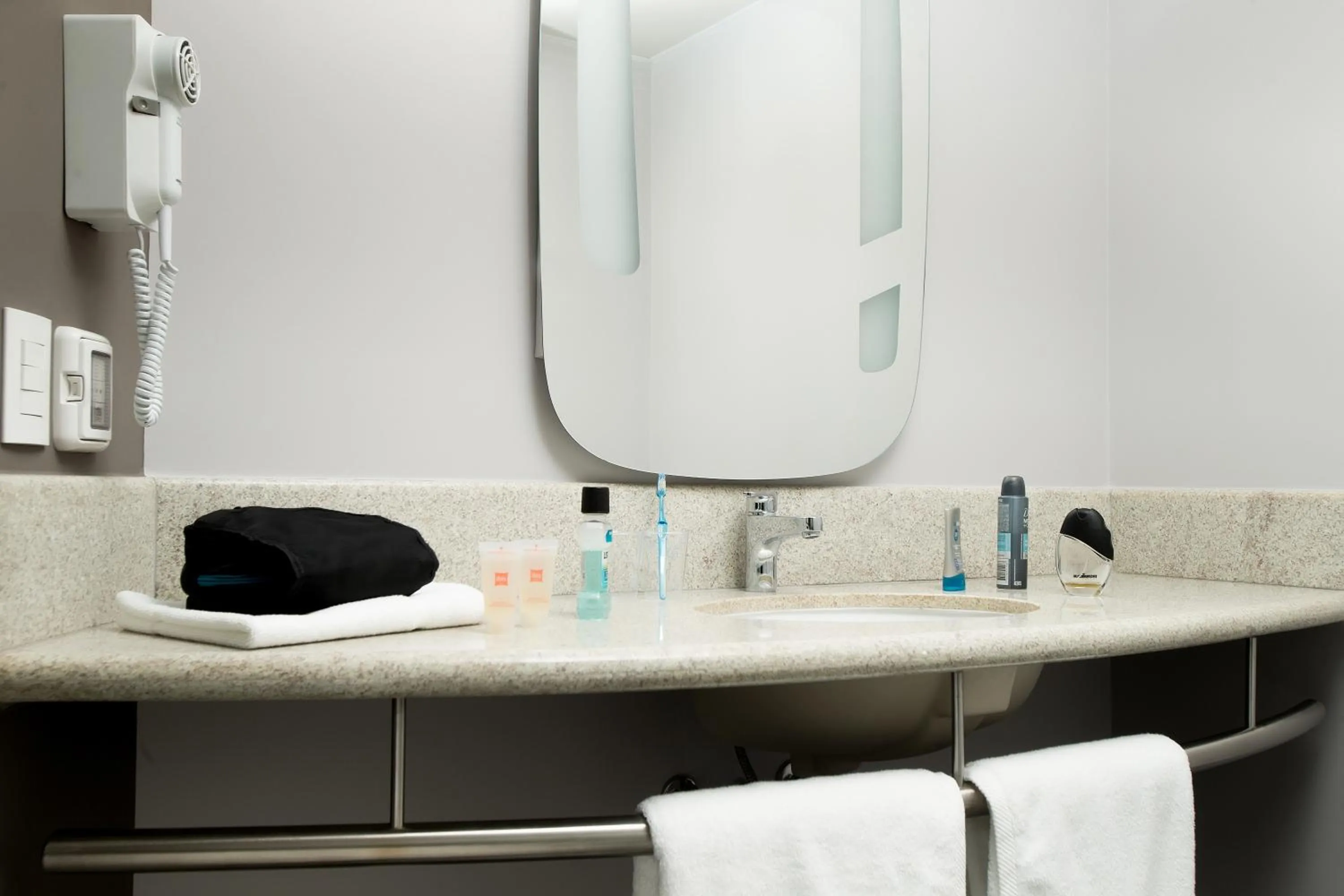 Bathroom in ibis Lima Reducto Miraflores