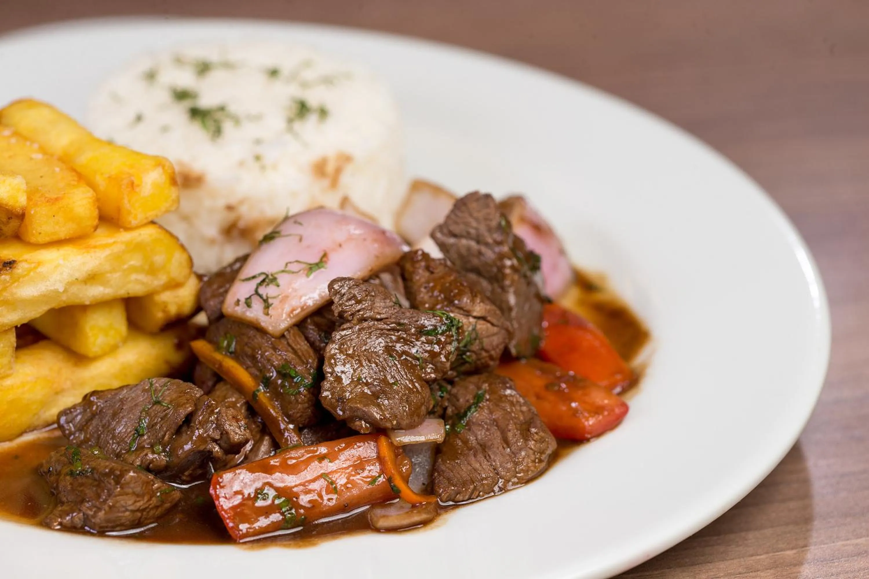 Restaurant/places to eat in ibis Lima Reducto Miraflores