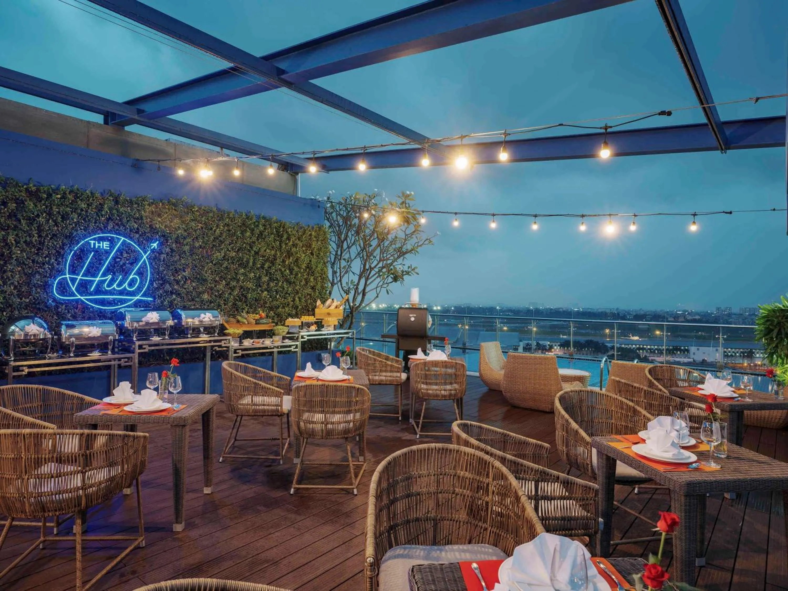 Lounge or bar in Ibis Saigon Airport