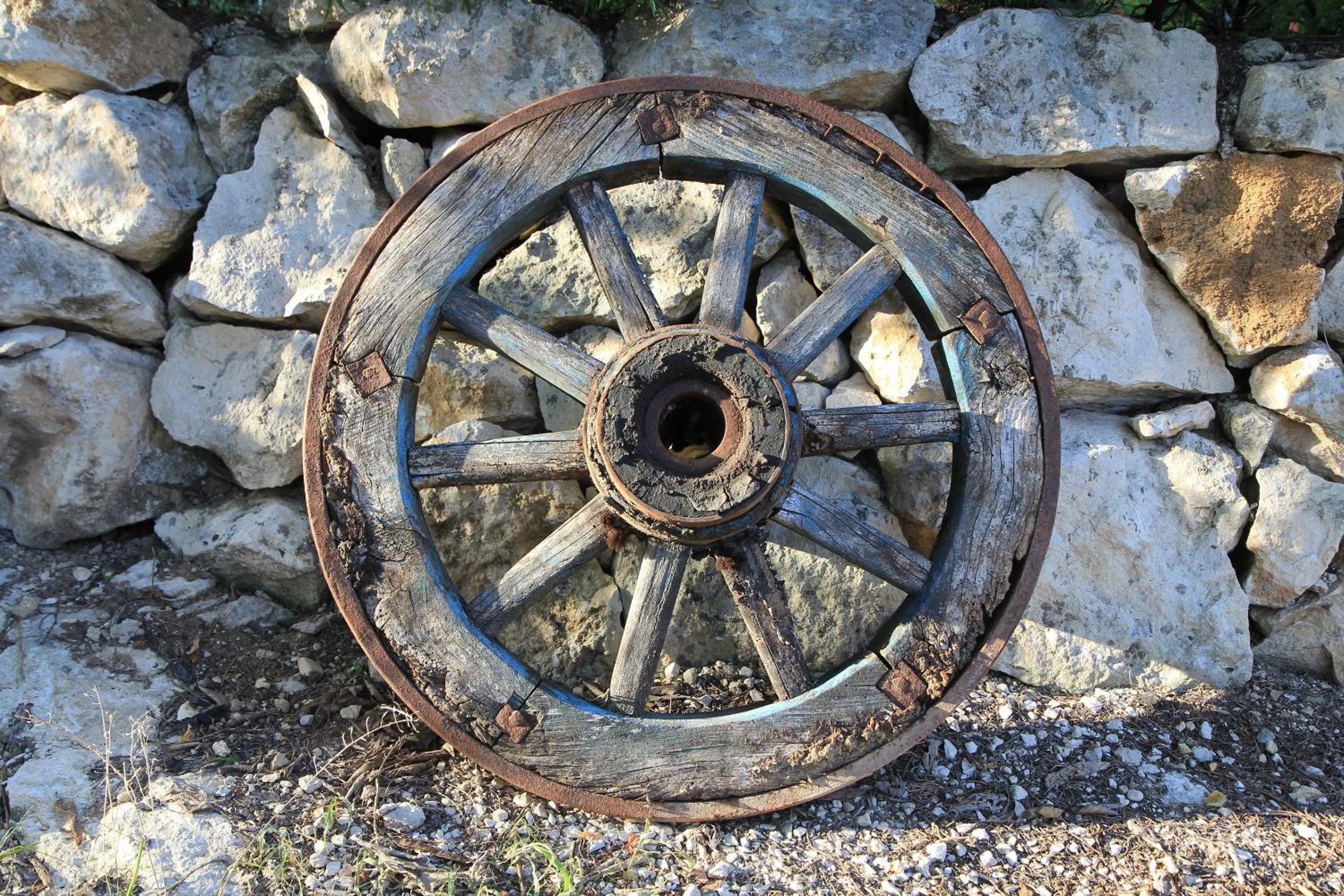 Facade/entrance in Brojo Hill