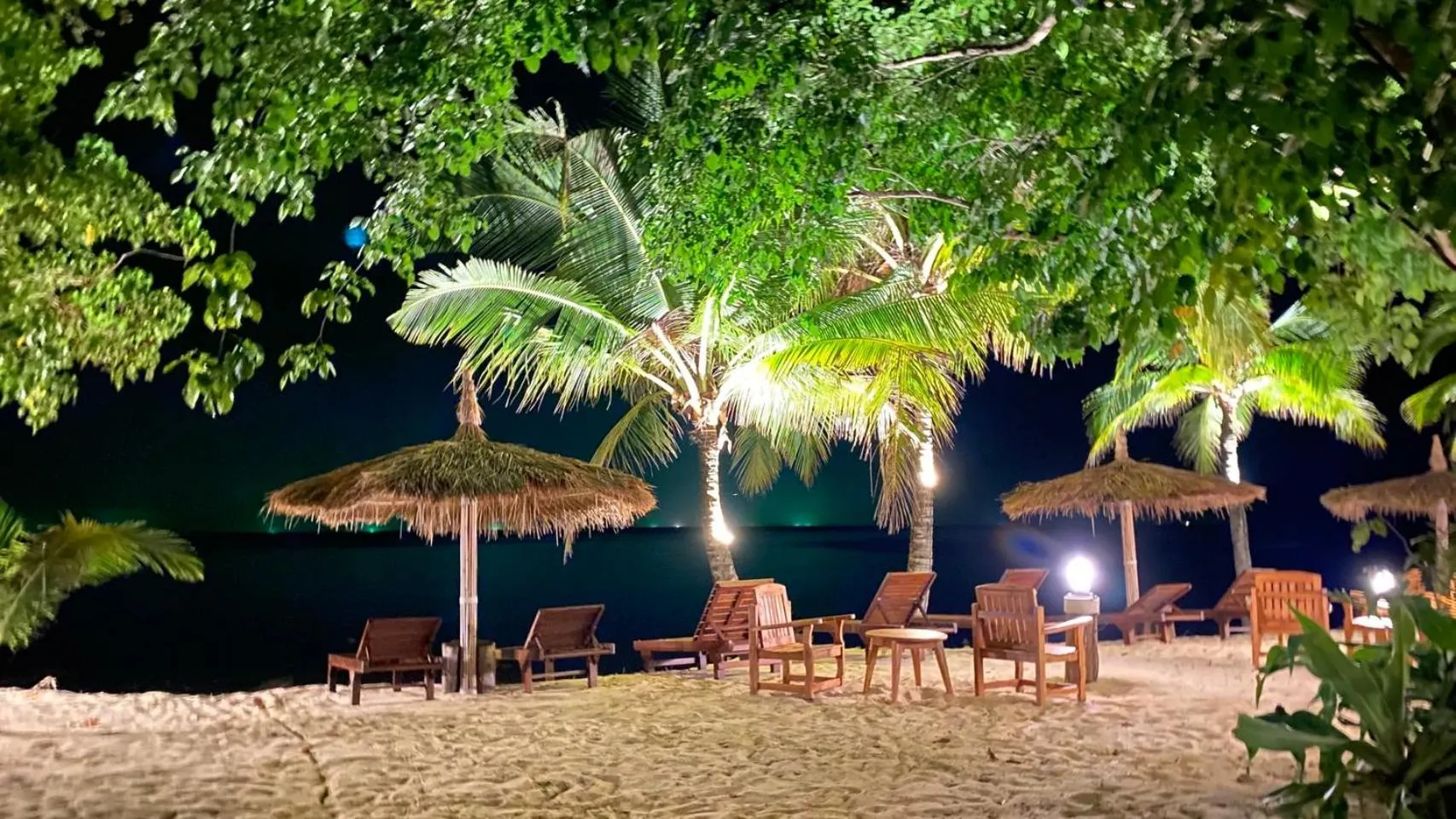 Lounge or bar in Koh Ngai Paradise Beach