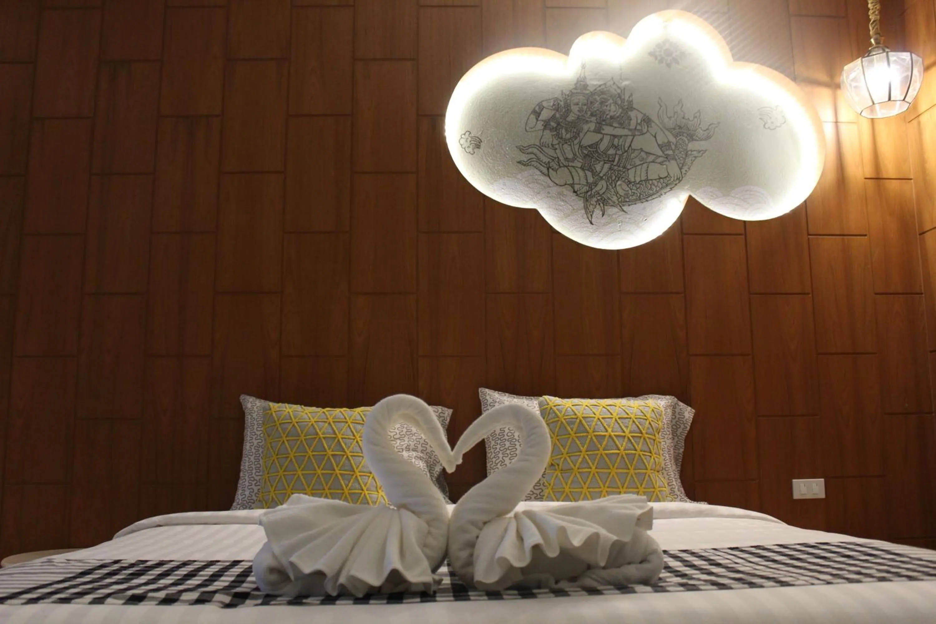 Bed in Koh Ngai Paradise Beach