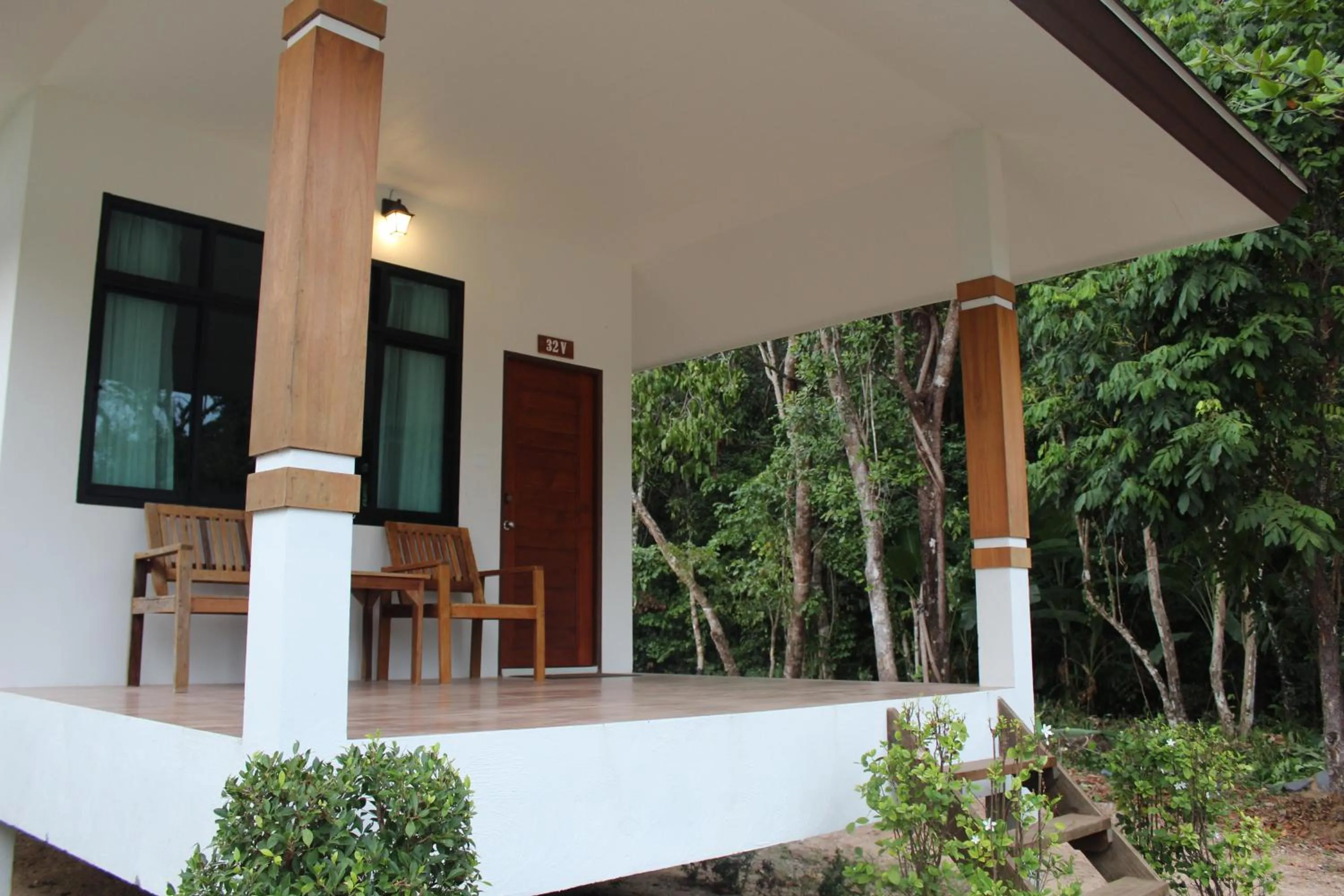 Patio in Koh Ngai Paradise Beach
