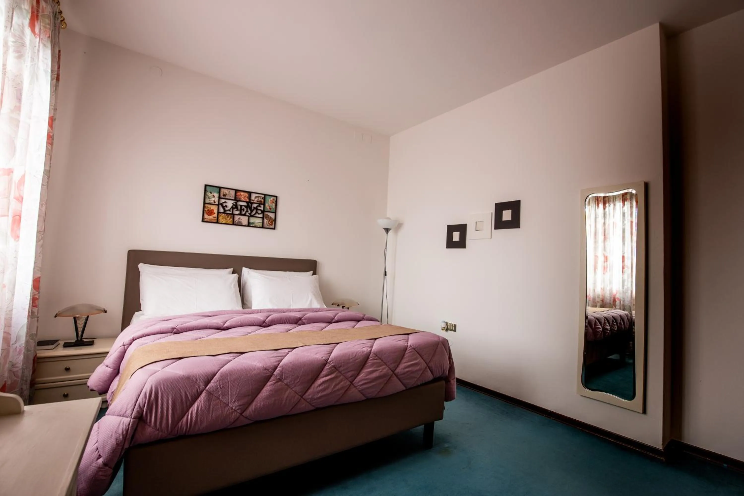 Photo of the whole room, Bed in Villa Berrettini