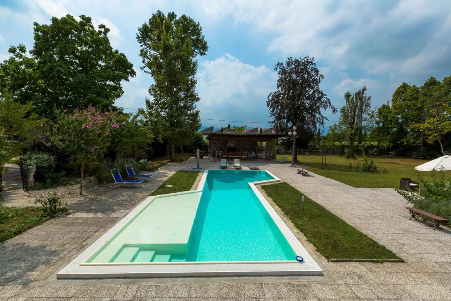 Swimming pool in Villa Berrettini